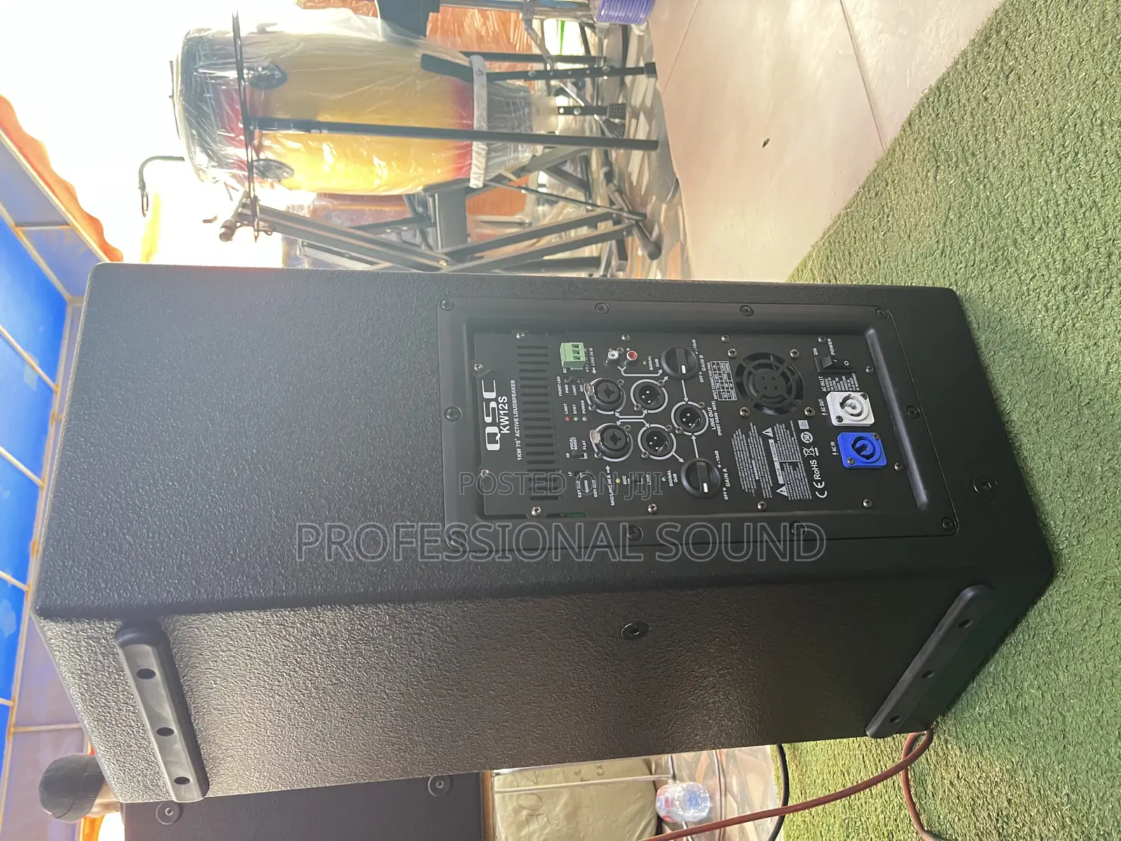 QSC Kw122 1000w 12 Inch Powered Speaker.