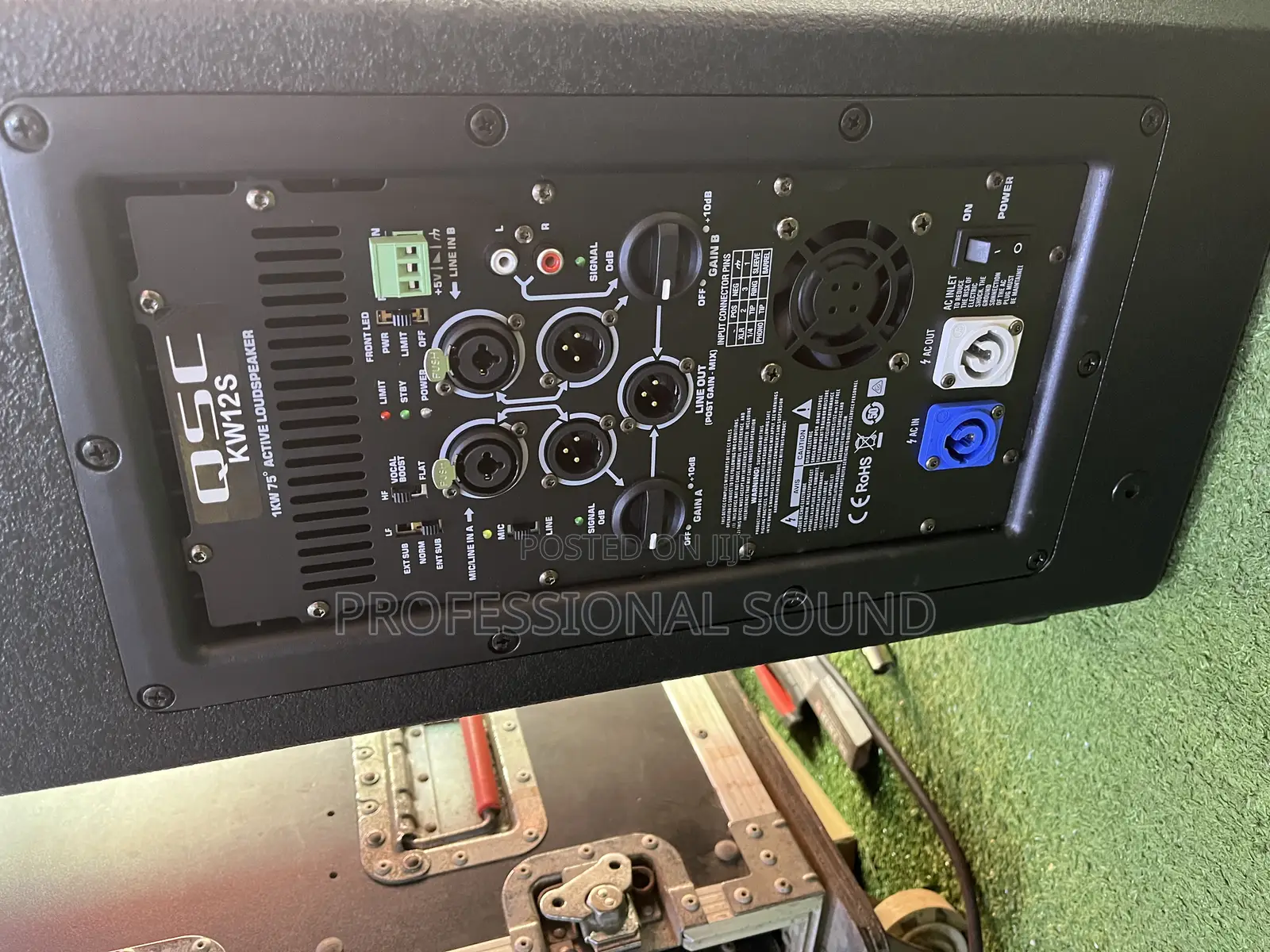 QSC Kw122 1000w 12 Inch Powered Speaker.