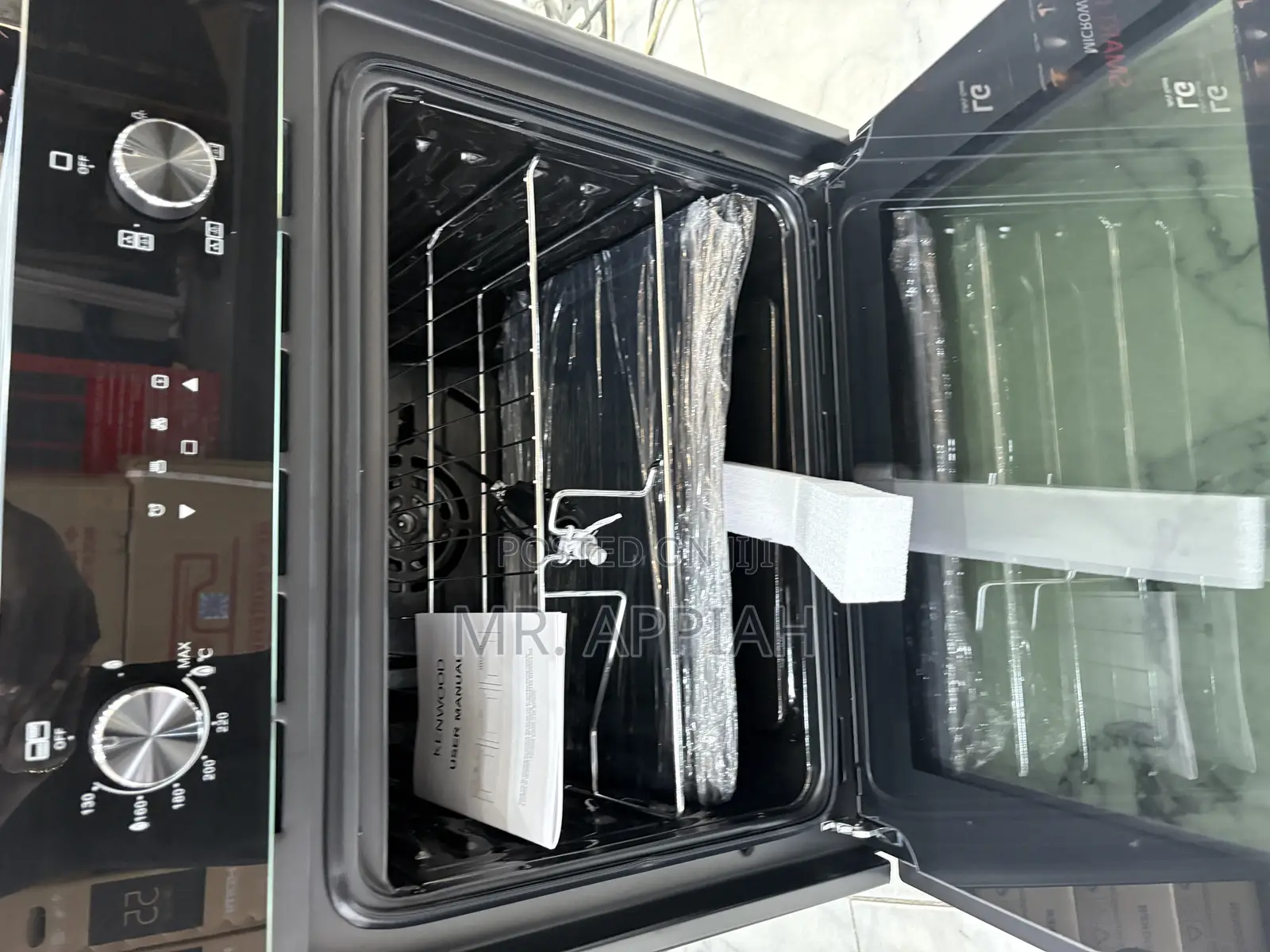 Unique Kenwood 90cm Inbuilt Tempered Glass Gas Oven.