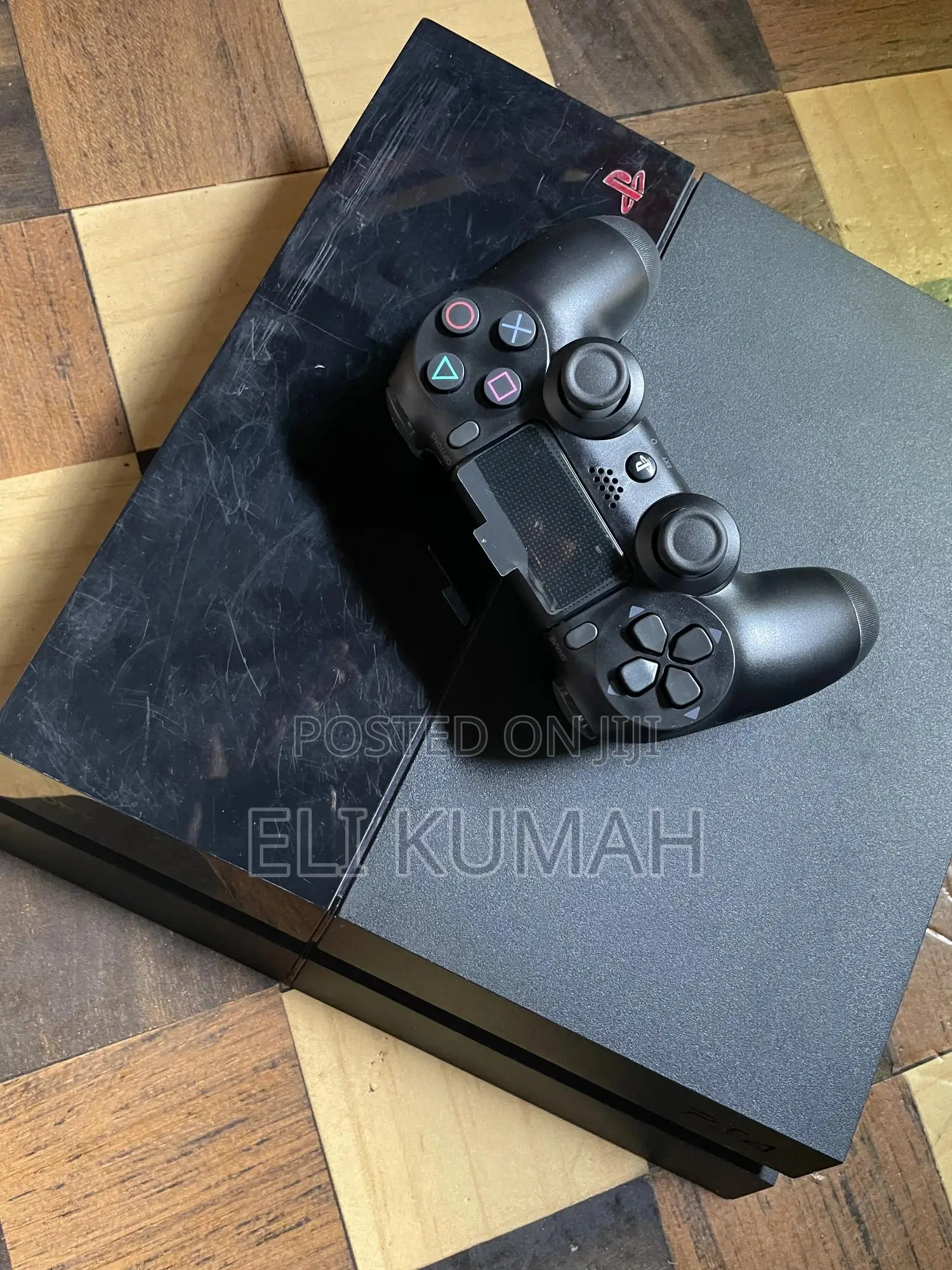 Playstation 4 Standard
