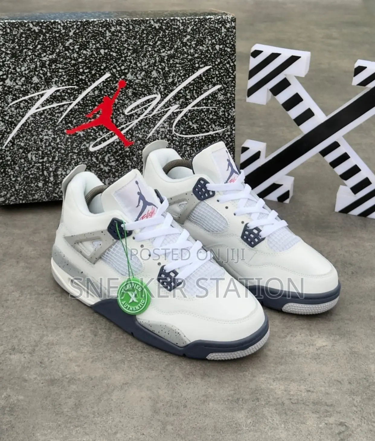 Air Jordan Retro 4 Cement