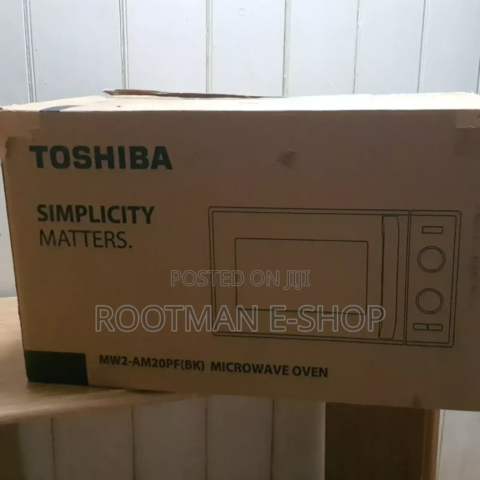Toshiba 20 Litre Microwave 800w Compact Dial Mw2-Am20pf(Bk) Black