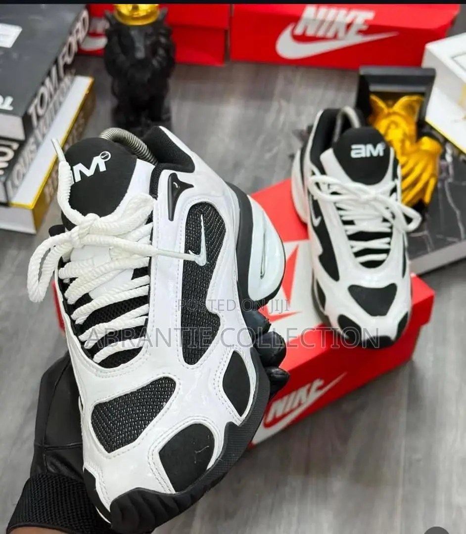 Authentic Airmax Muse White/Black