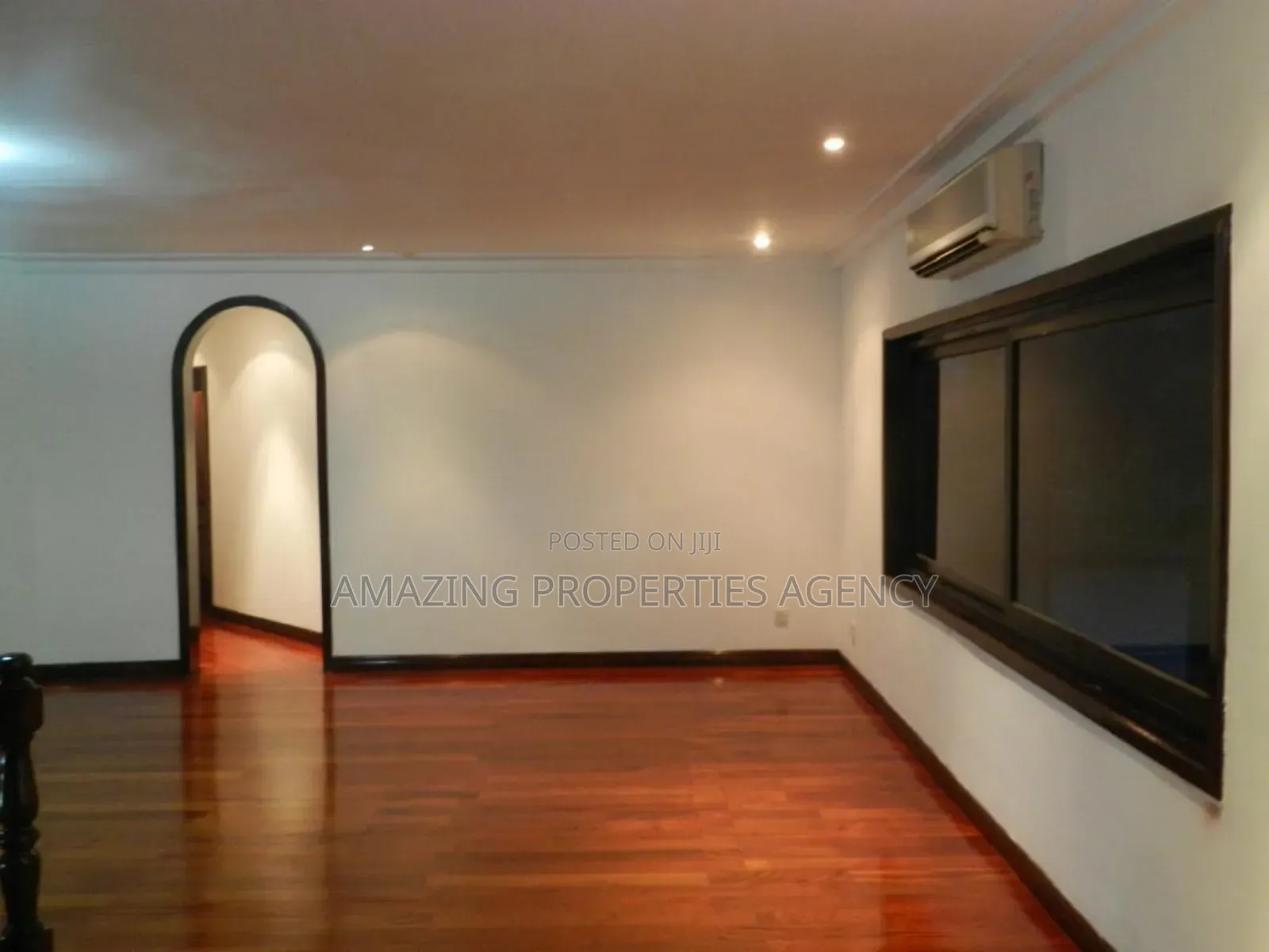 5bdrm House in Airport Residential Area for sale