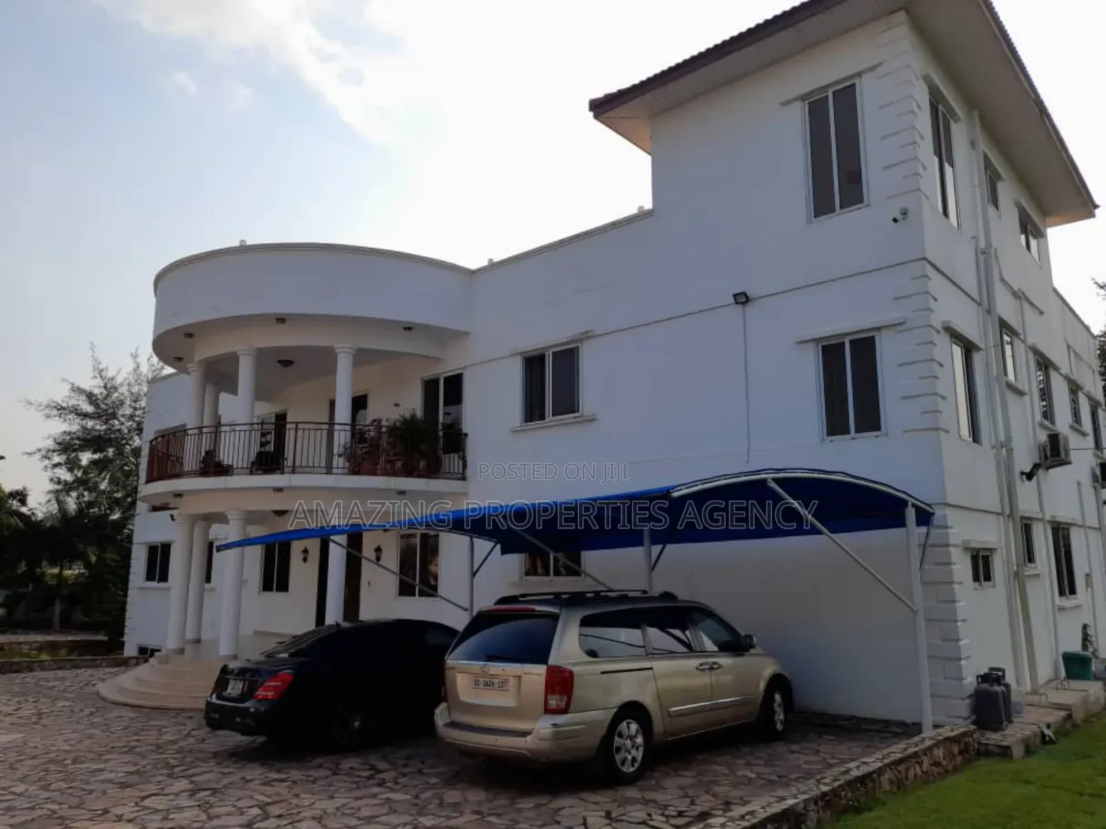 5bdrm House in Aburi for sale