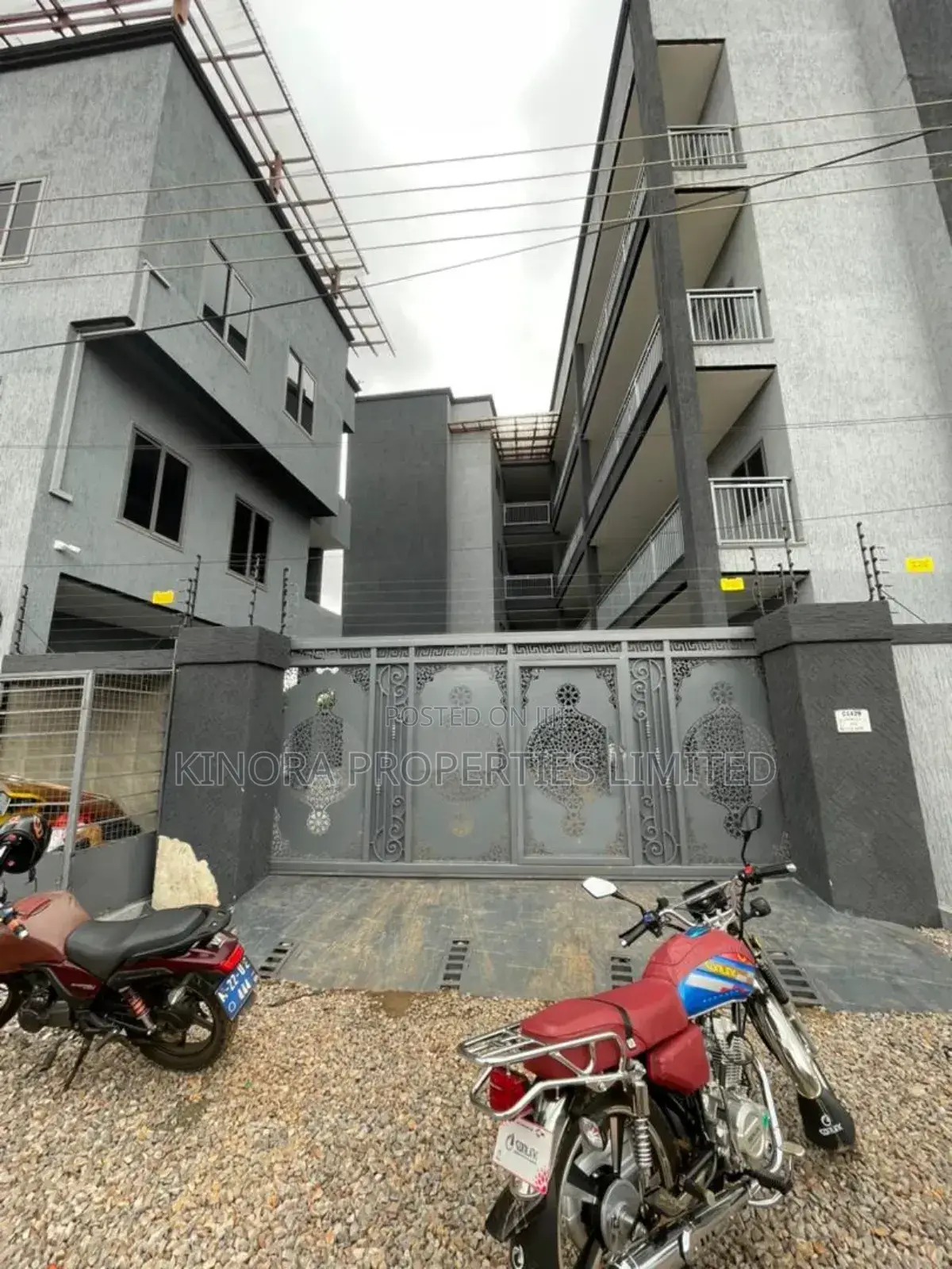 1bdrm Apartment in Hospital, Adenta for rent