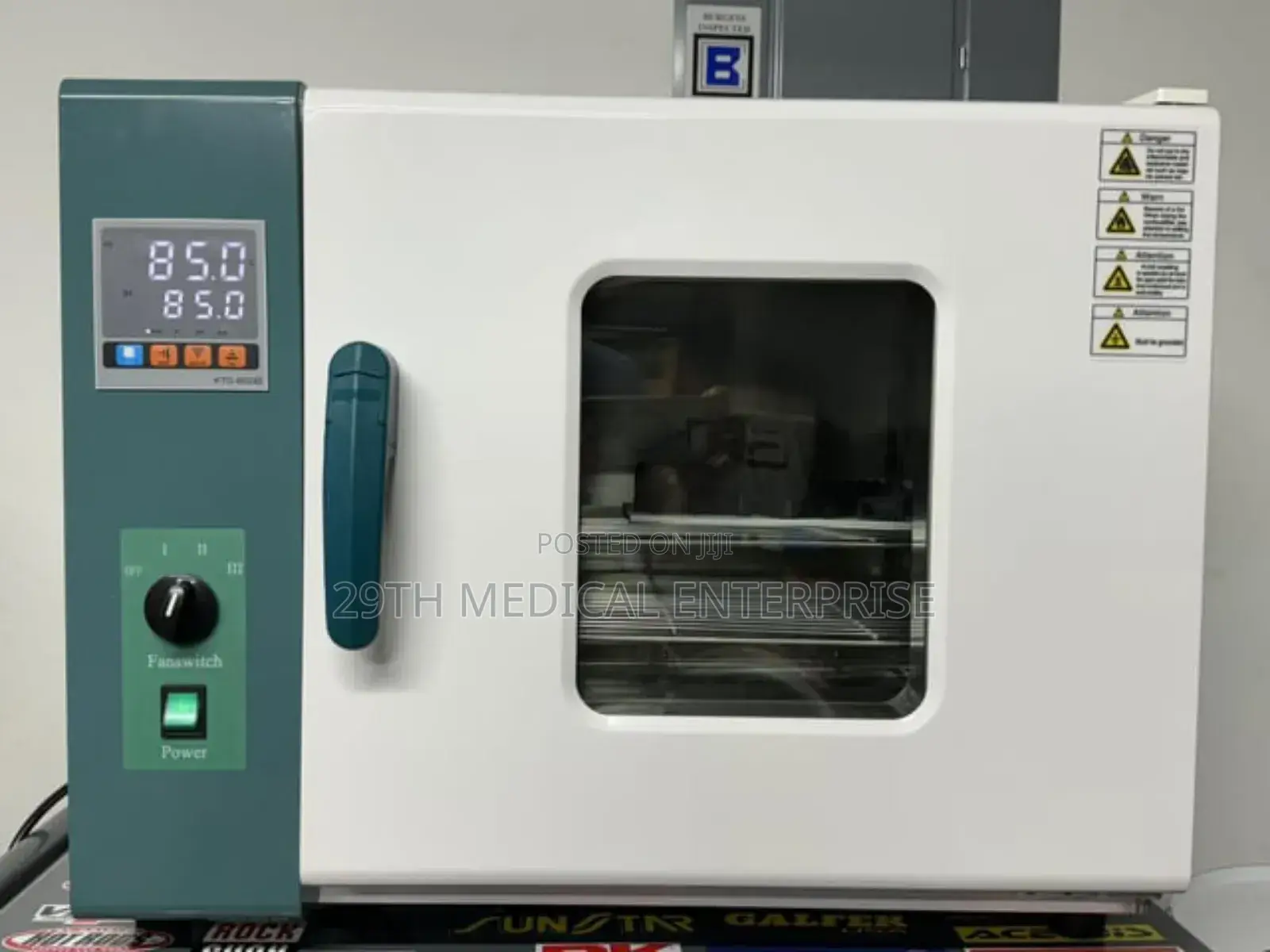 Lab Incubator (30 Ltrs)