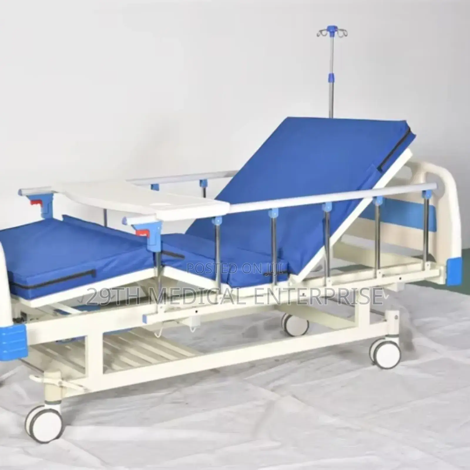 Hospital Bed (Three Crank)