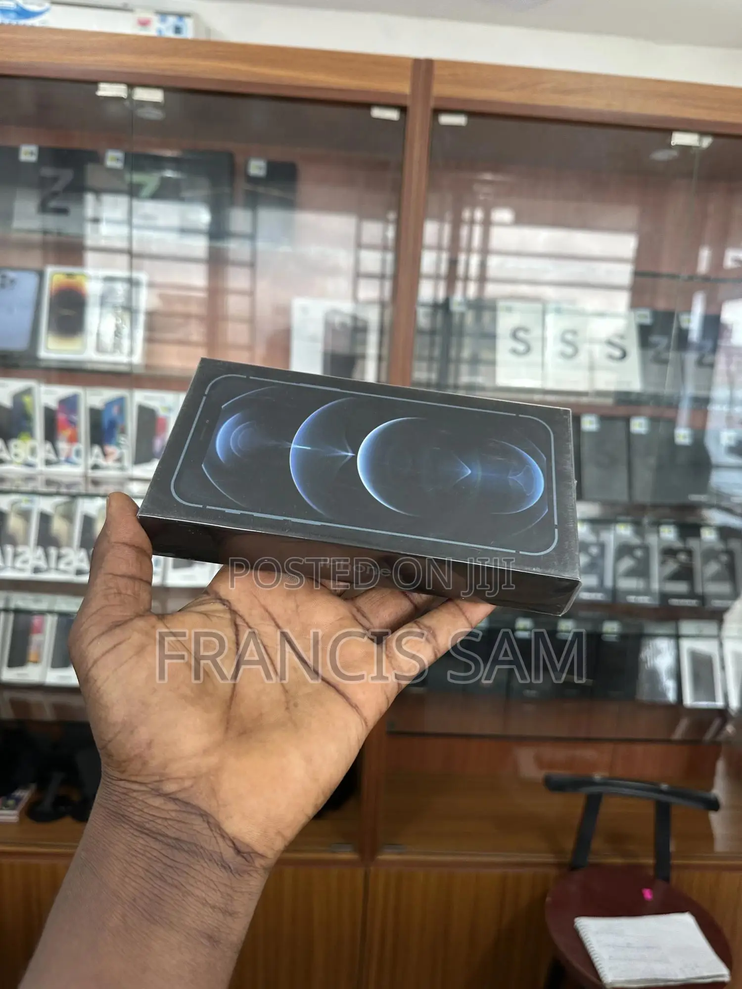 New Apple iPhone 12 Pro Max 128 GB Bronze