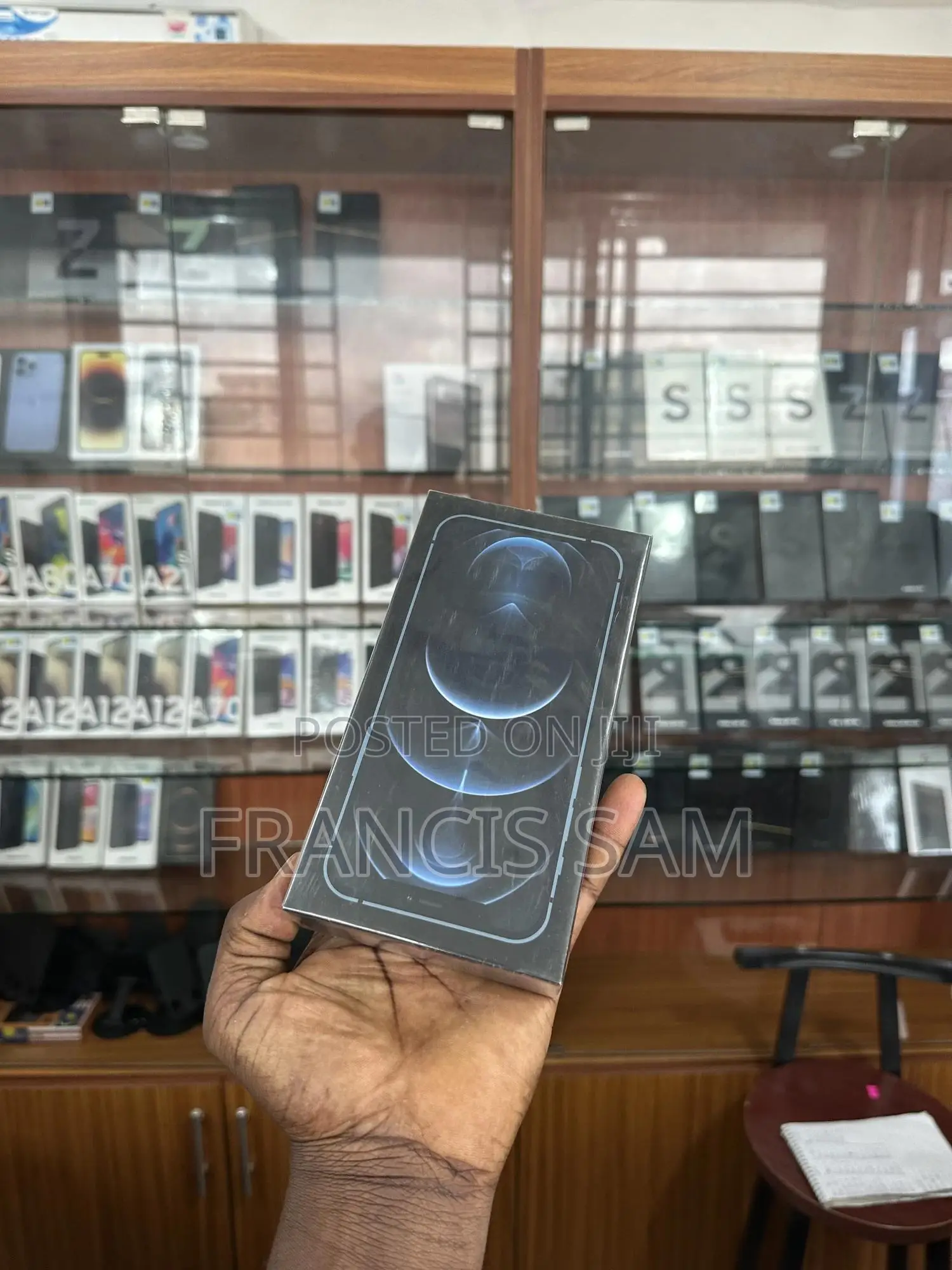New Apple iPhone 12 Pro Max 128 GB Bronze