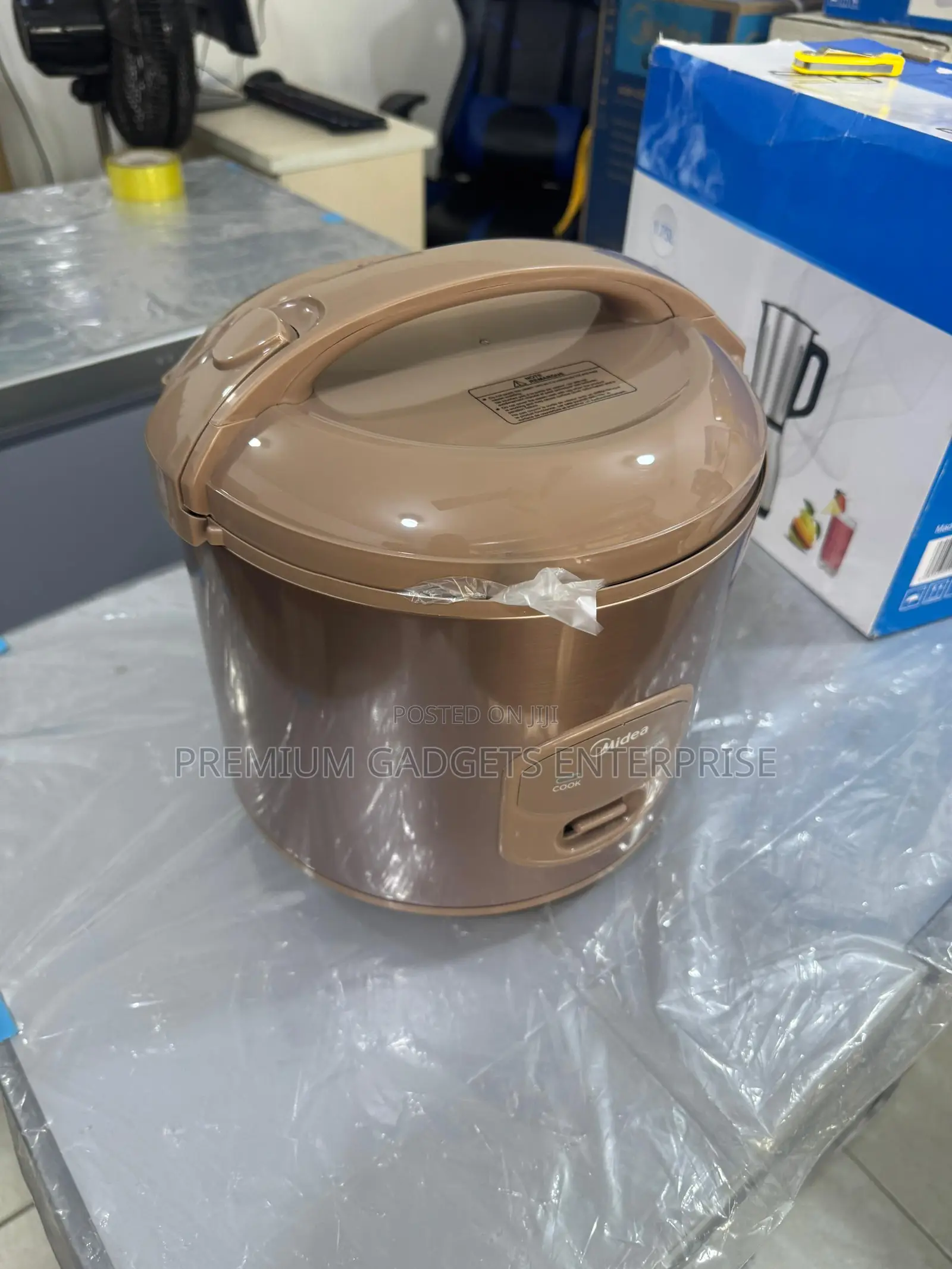 Midea 1.8ltr Rice Cooker, Gold | Yj508j |