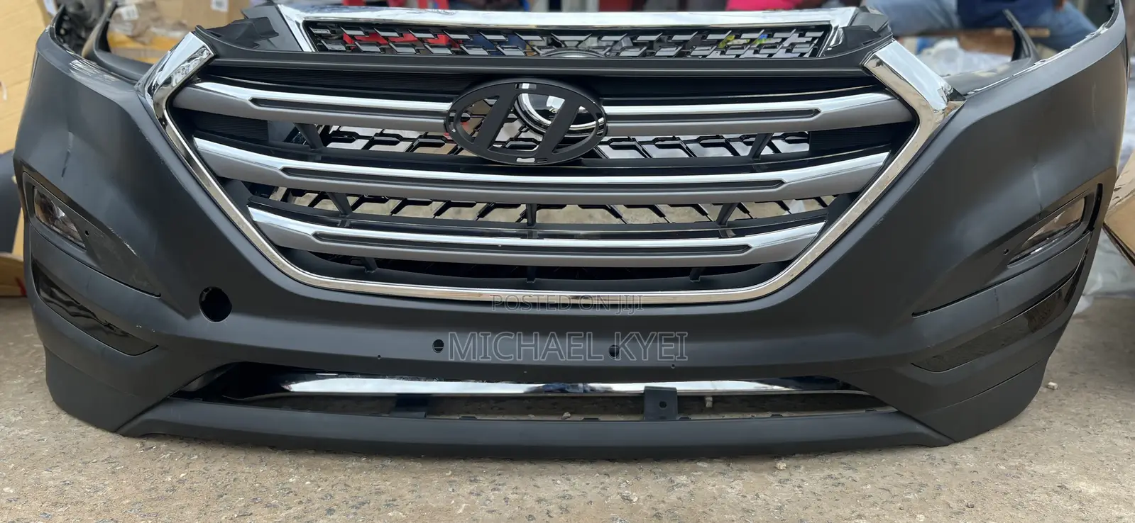 Hyundai Tucson 2016 - 2018 Complete Front Bumper