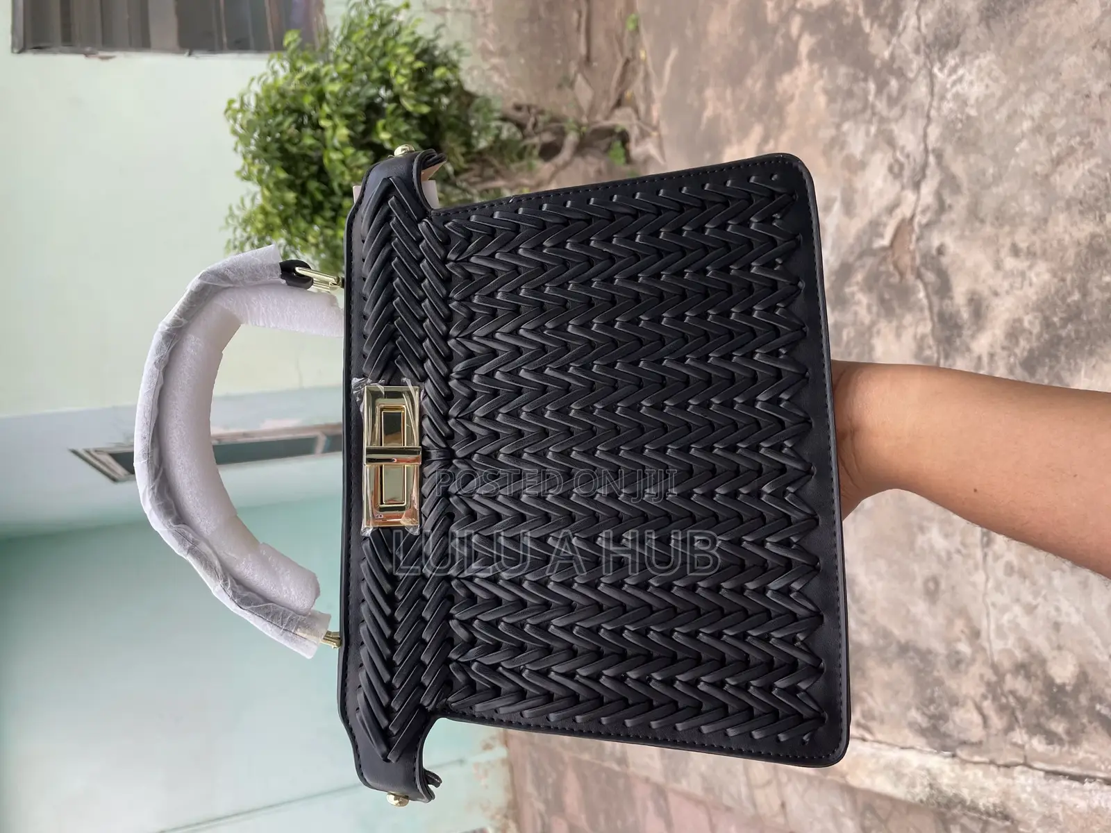 Black Ladies Hand Bag