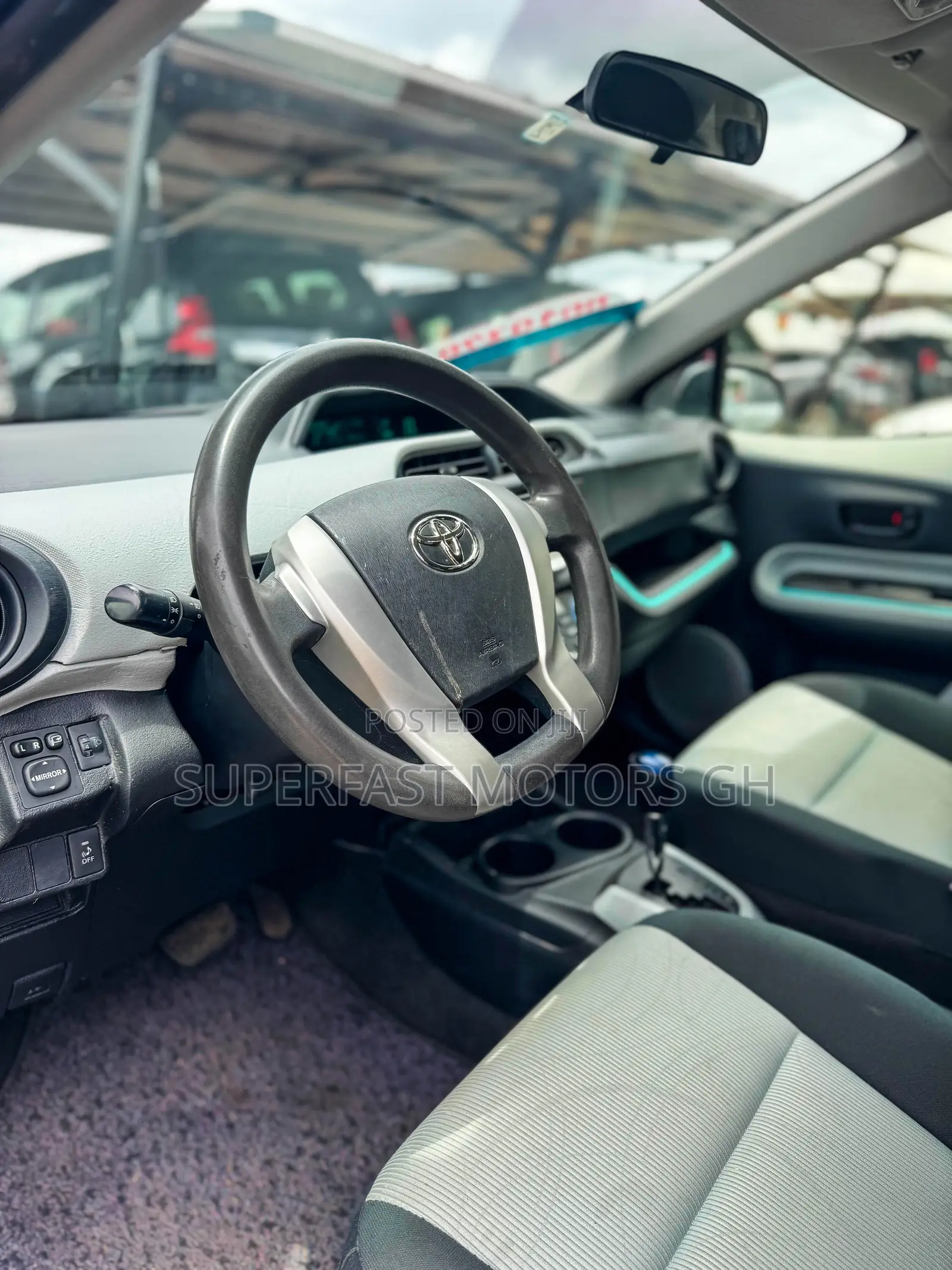 Toyota Aqua 2011 Gray