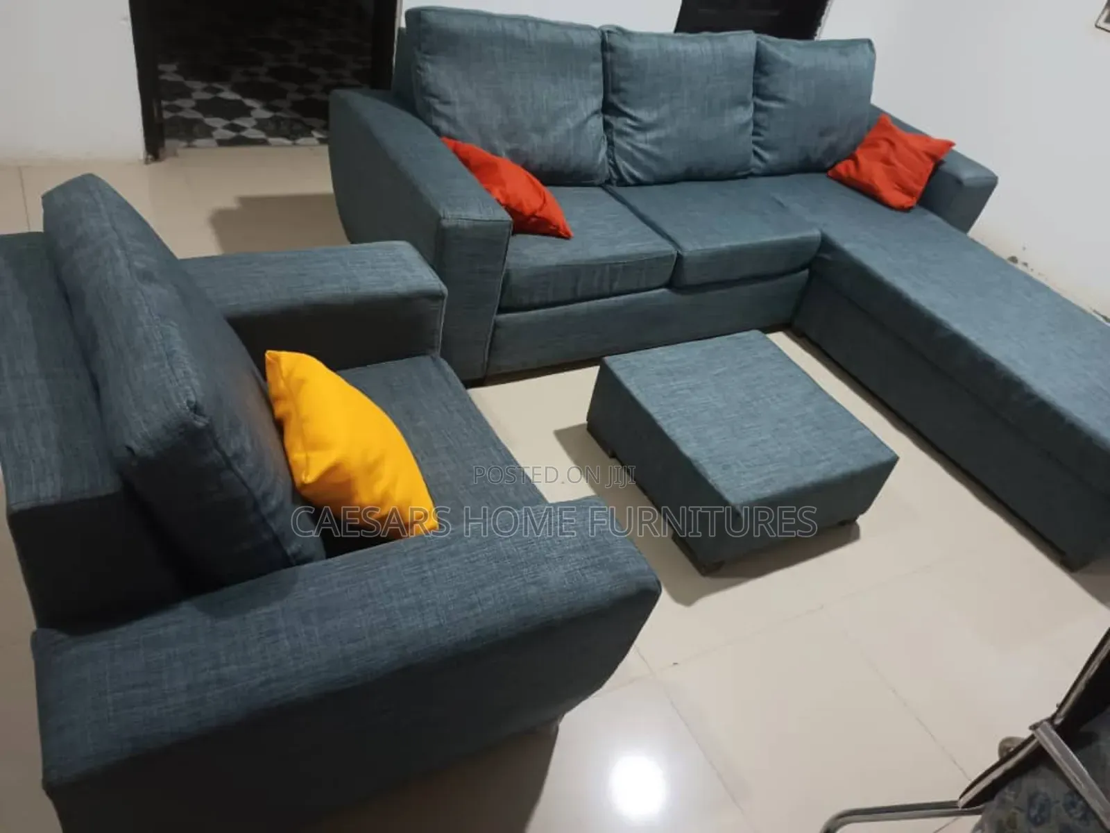 Modern Sofa Set