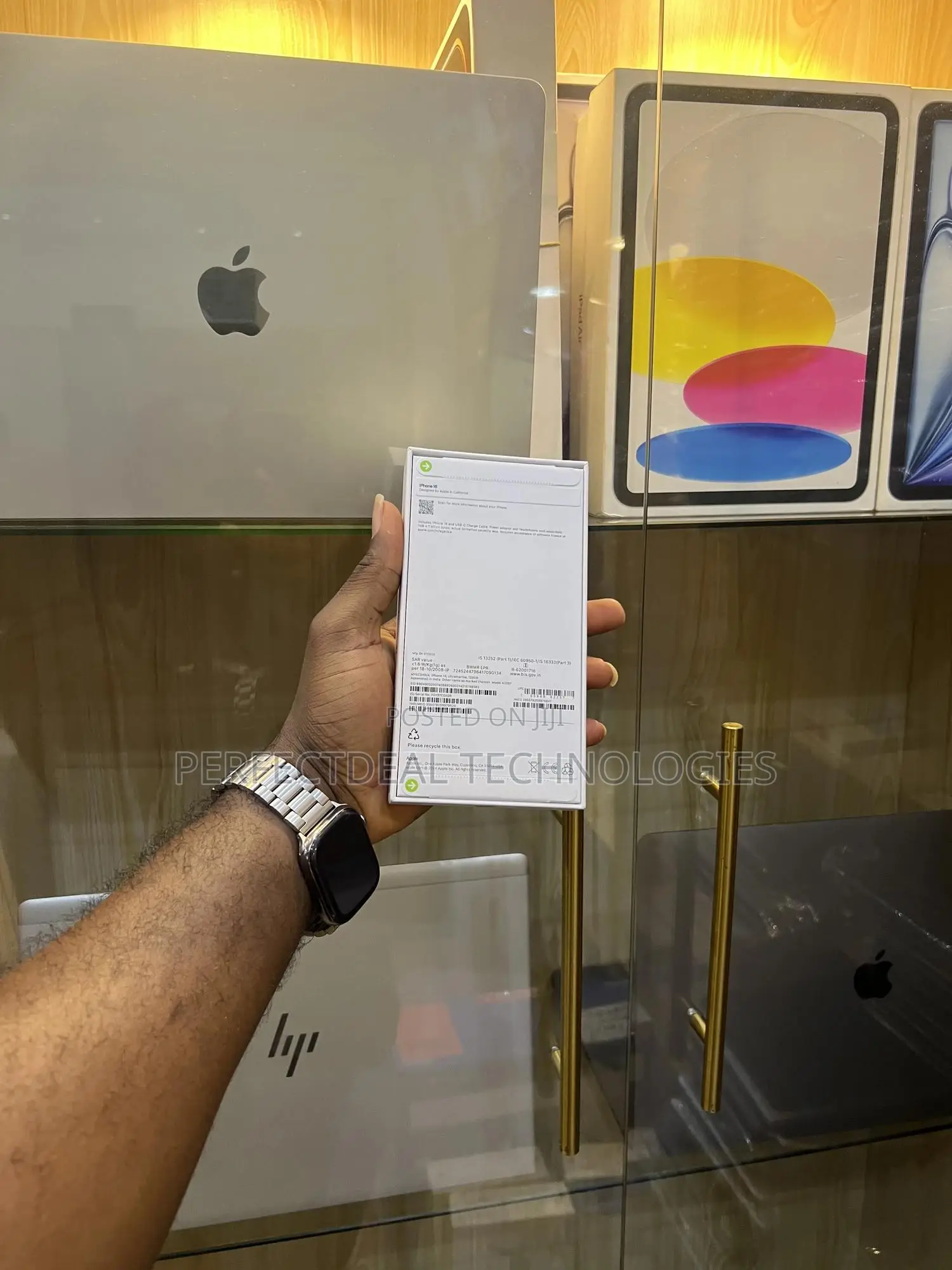 New Apple iPhone 16 128 GB Blue