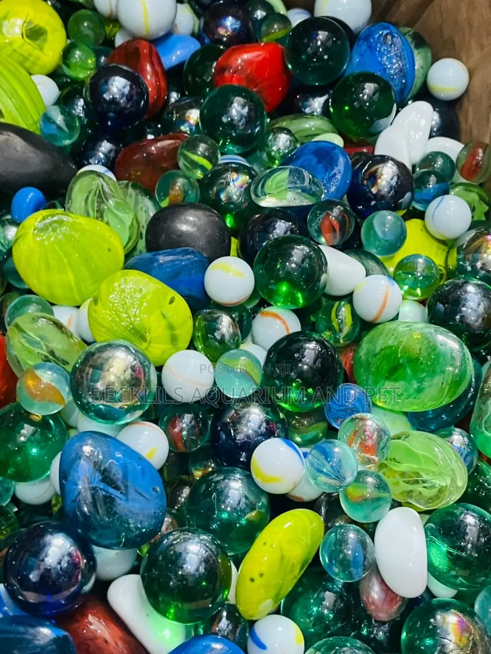 Shinny Pebbles for Aquarium
