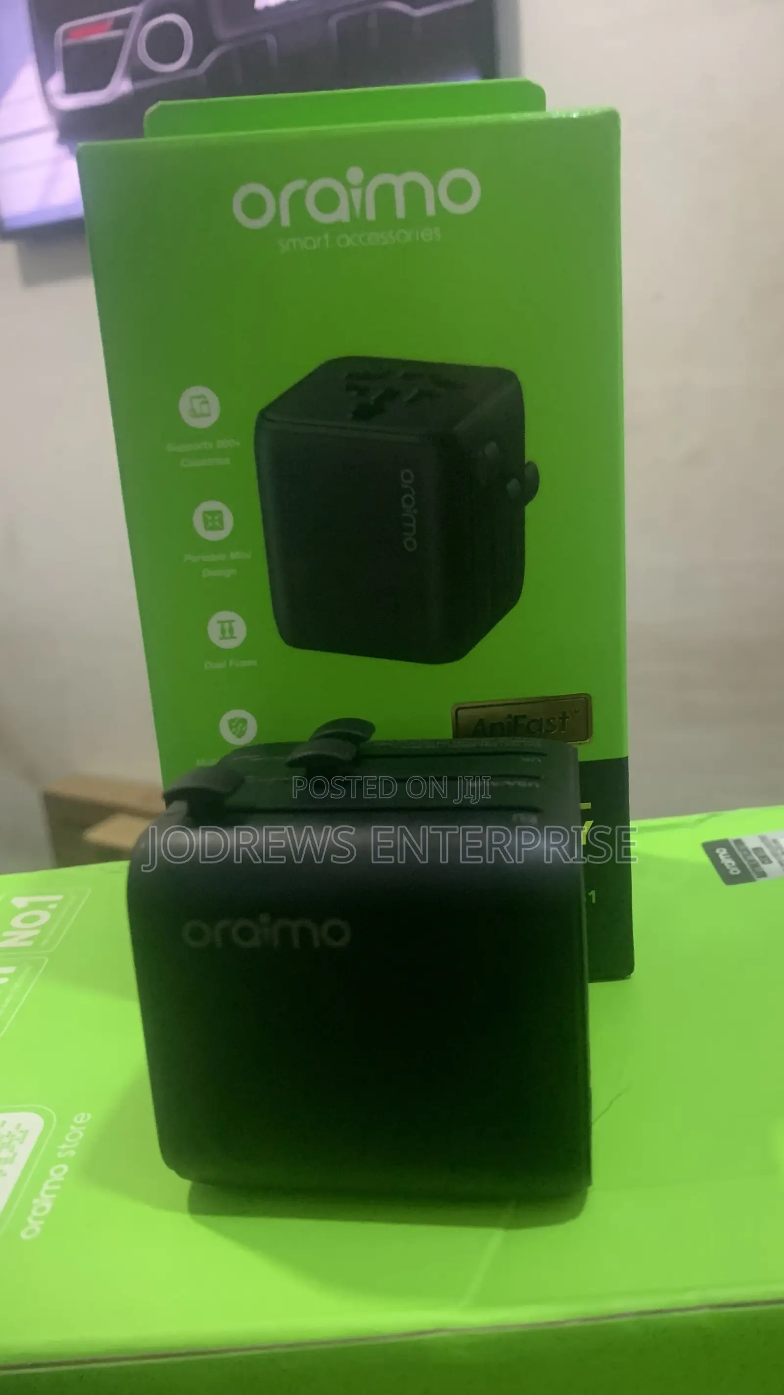 Oraimo Poweromni 251 2500w Multi-plug Travel Converter