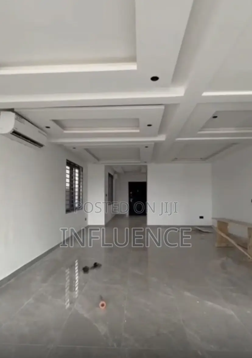 4bdrm House in Botwe, East Legon for sale