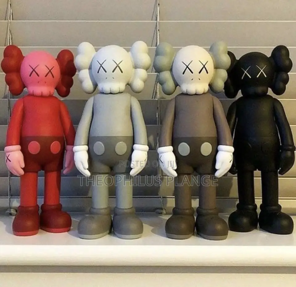 Kaws Decor Dolls, Office Me,