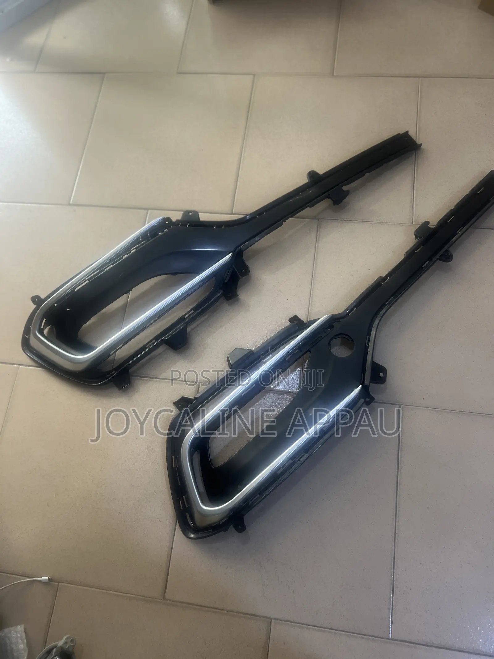 Hyundai Santa Fe 2017 Fog Light Cover and Chrome