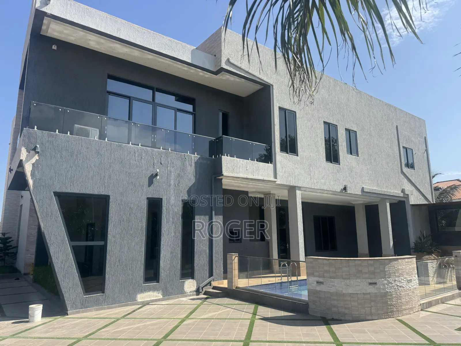 5bdrm Mansion in Spintex for sale