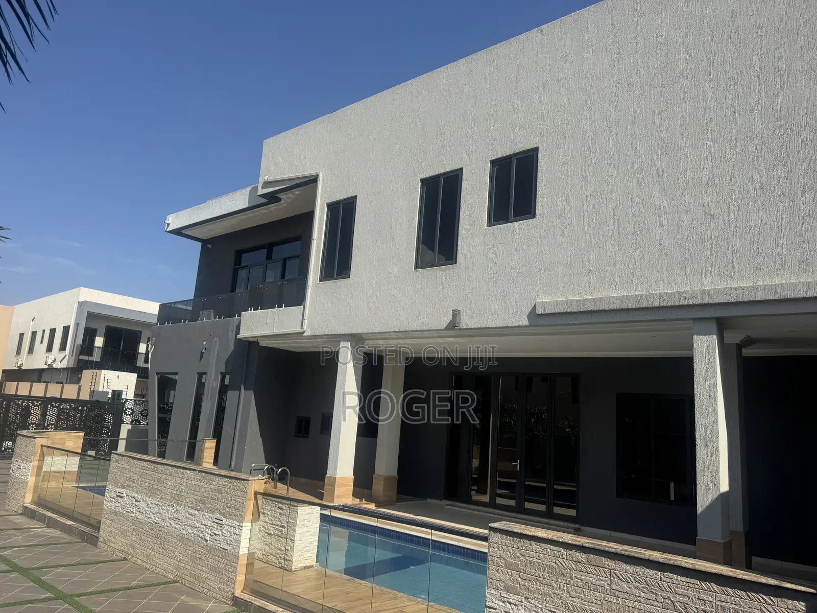 5bdrm Mansion in Spintex for sale