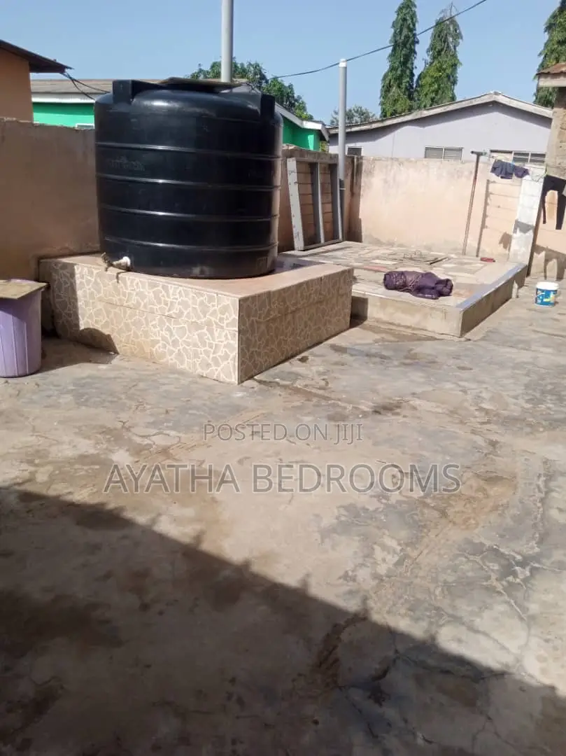 2bdrm Apartment in Modern Properties, New Town for rent