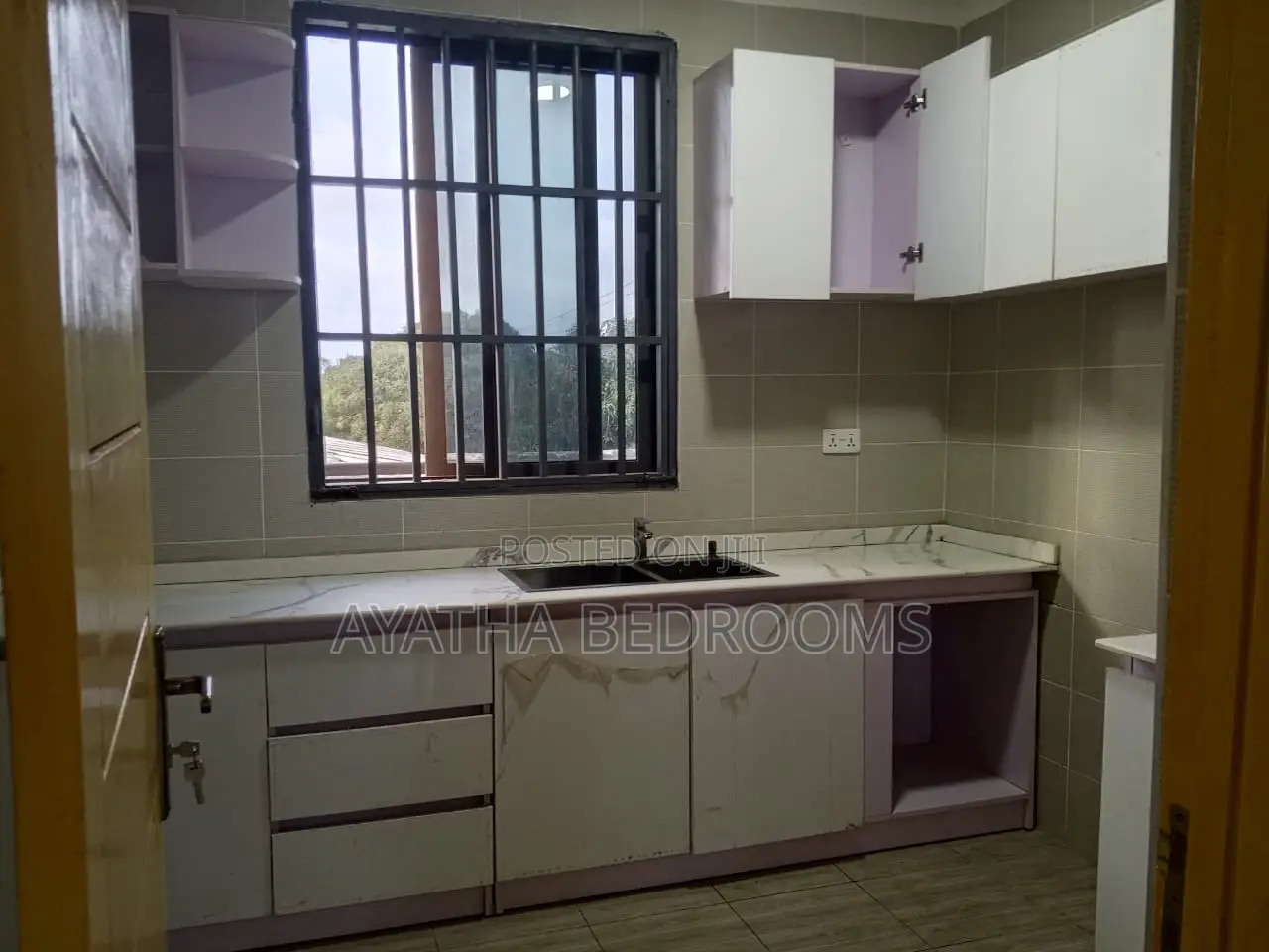 2bdrm Apartment in Modern Properties, New Town for rent