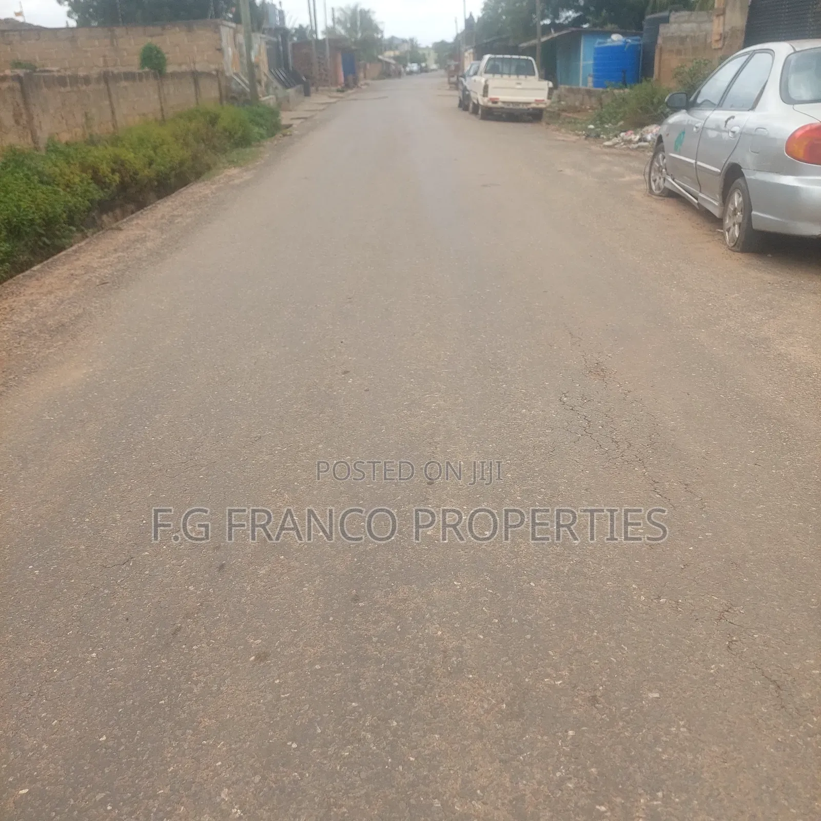 2 and Helf Plots for Sale at Spintex