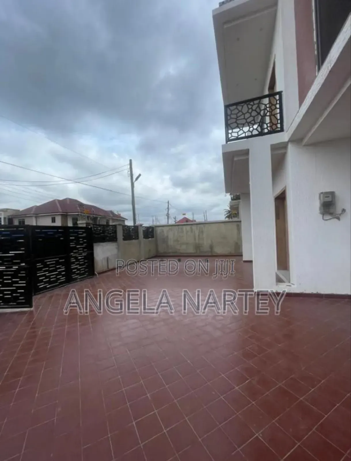 4bdrm House in Hfc Estates Spintex for sale