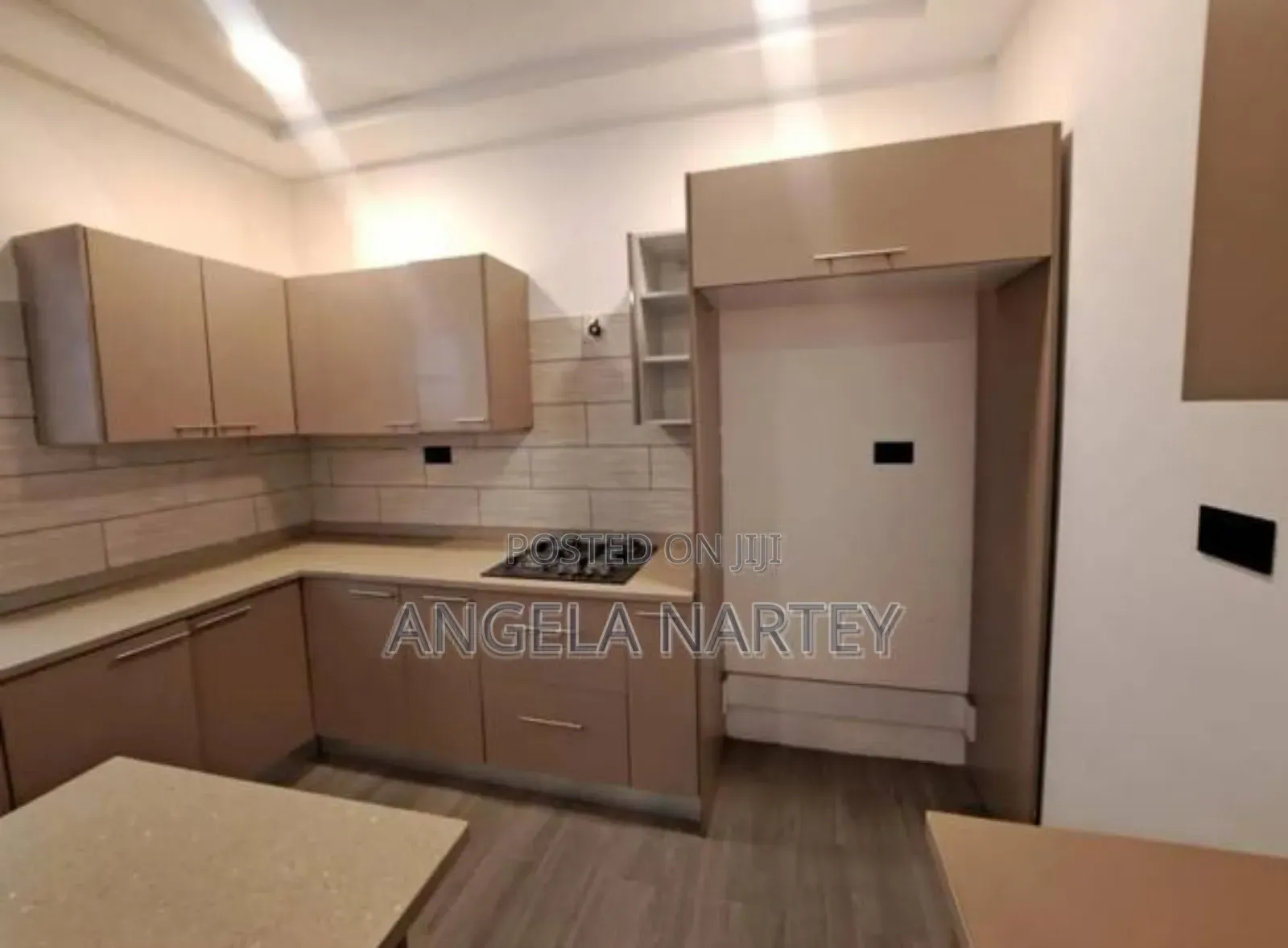 3bdrm House in Manet-East Airport, Accra Metropolitan for sale