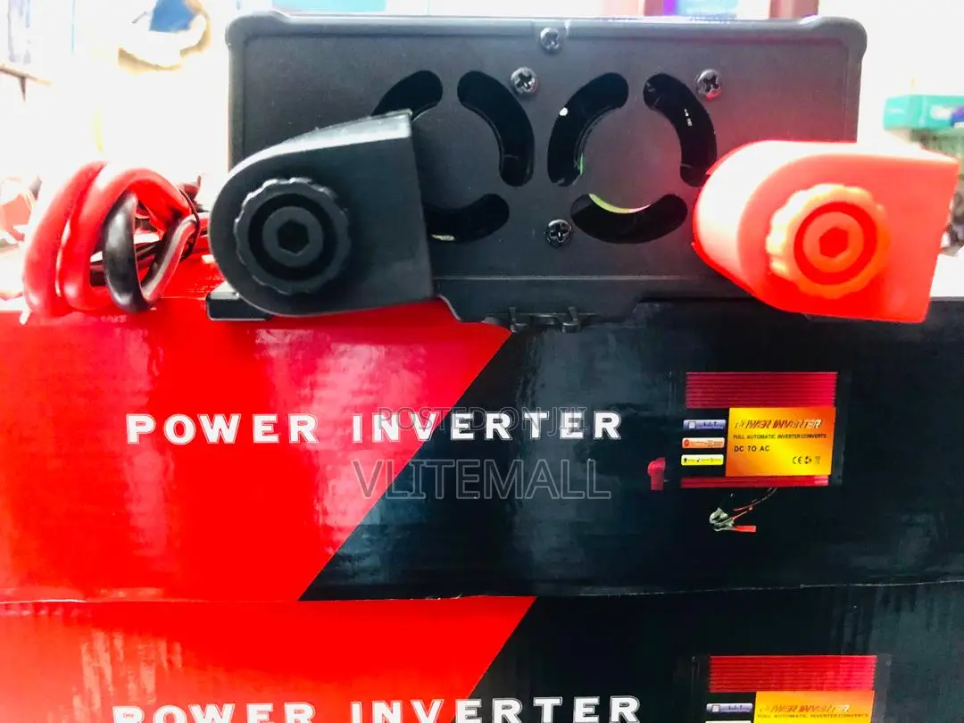 Dc12v to Ac220v 1500w Power Inverter