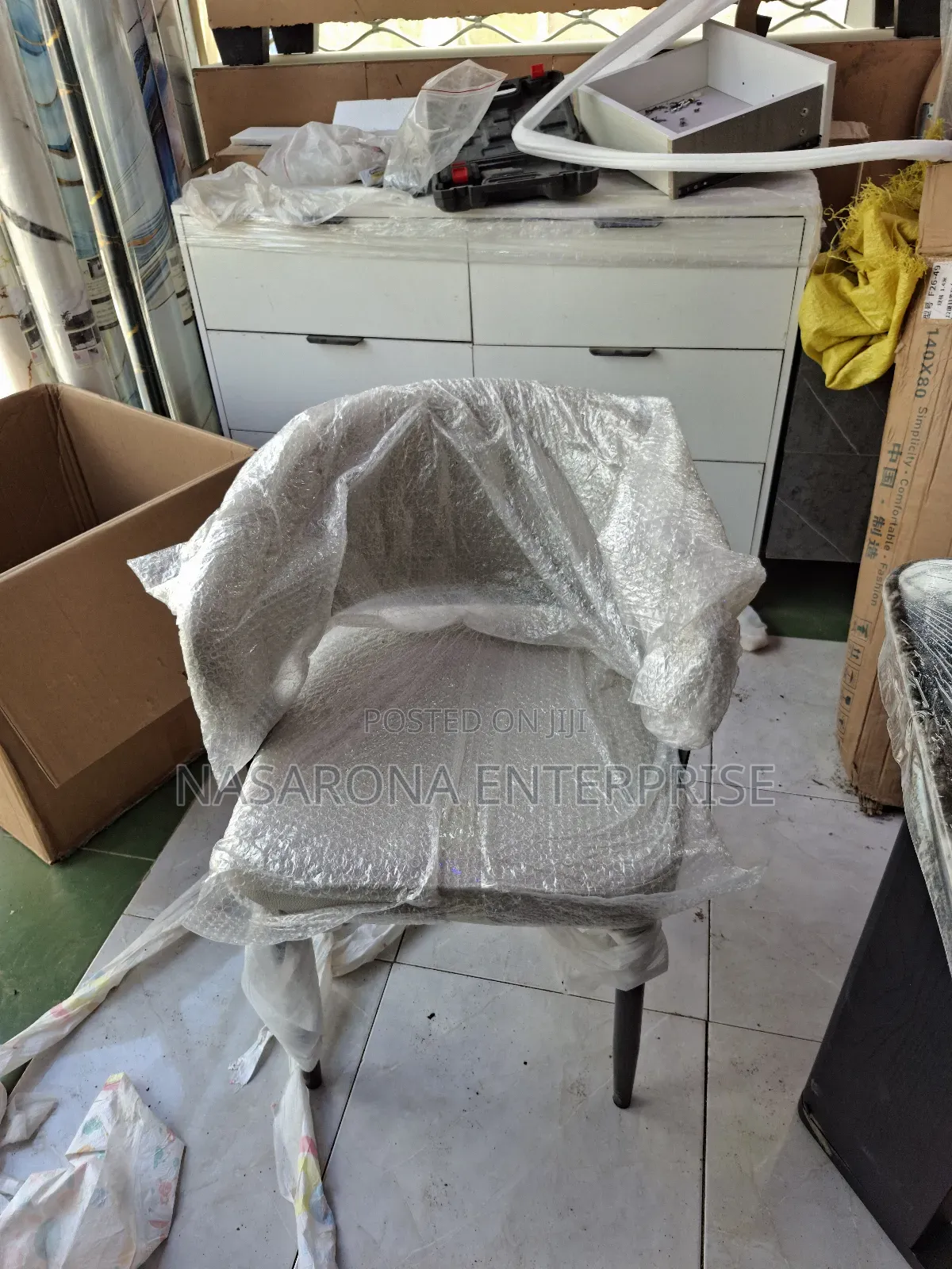 Comfortable Armrest Chair