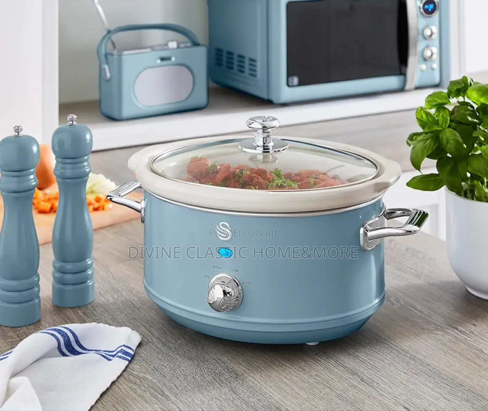 Swan Sf17021bln Retro Slow Cooker With 3.5l, 200w, Retro Blue