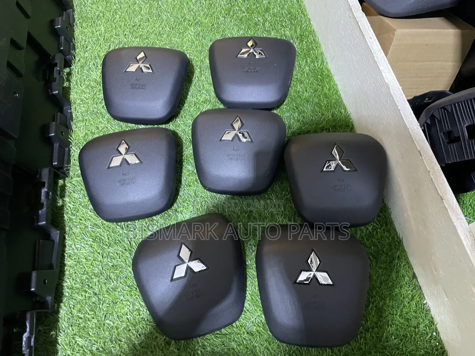 Mitsubishi Outlander 2022-2023-2024-2025 Airbag Cover