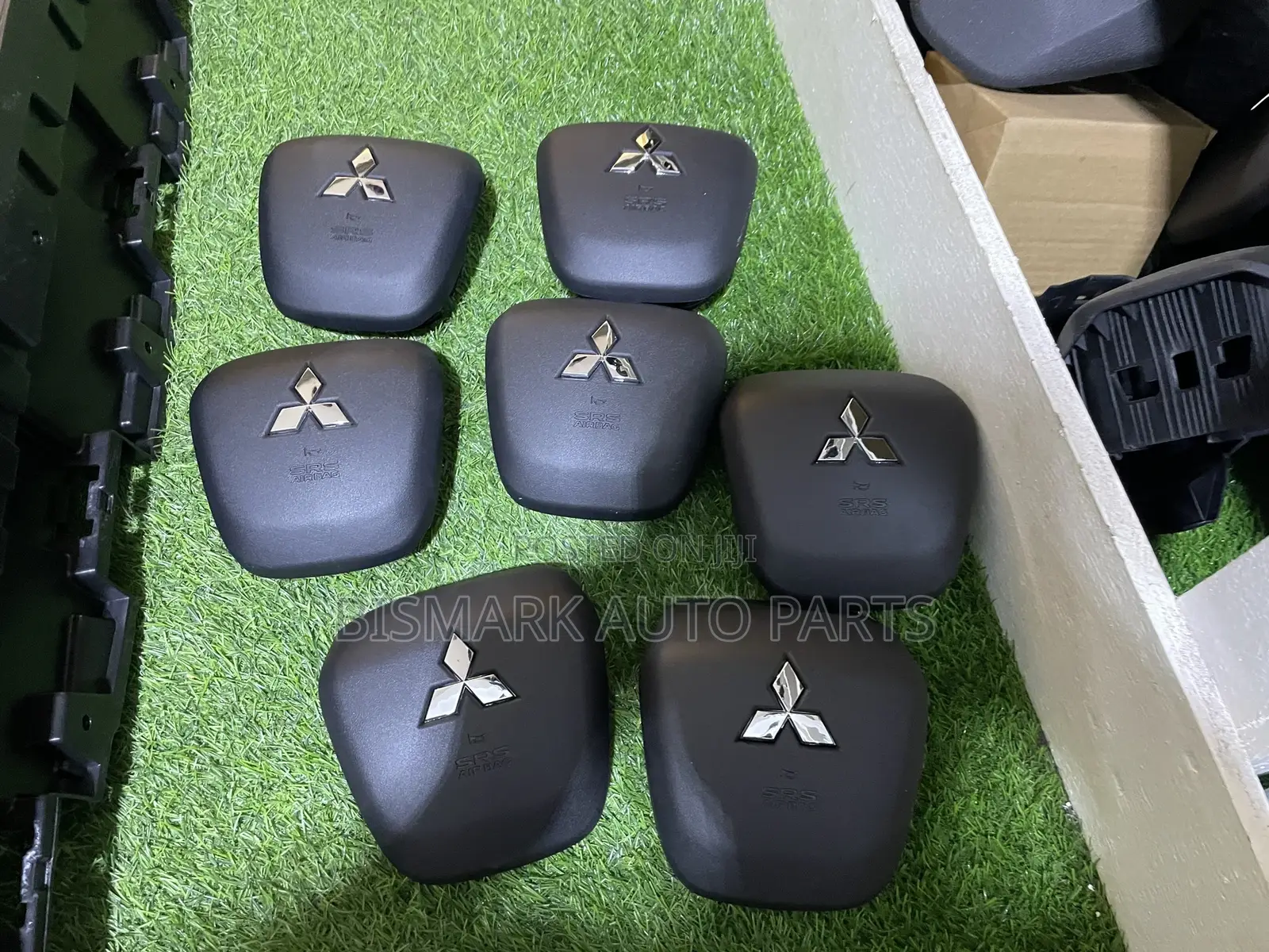 Mitsubishi Outlander 2022-2023-2024-2025 Airbag Cover