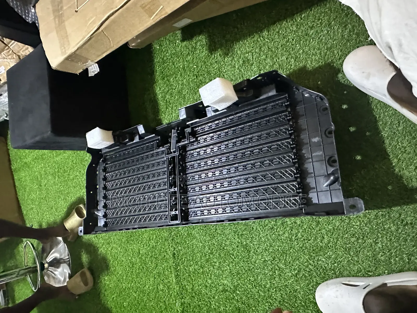 Ford F150 2023 Shutter Grill With Motor