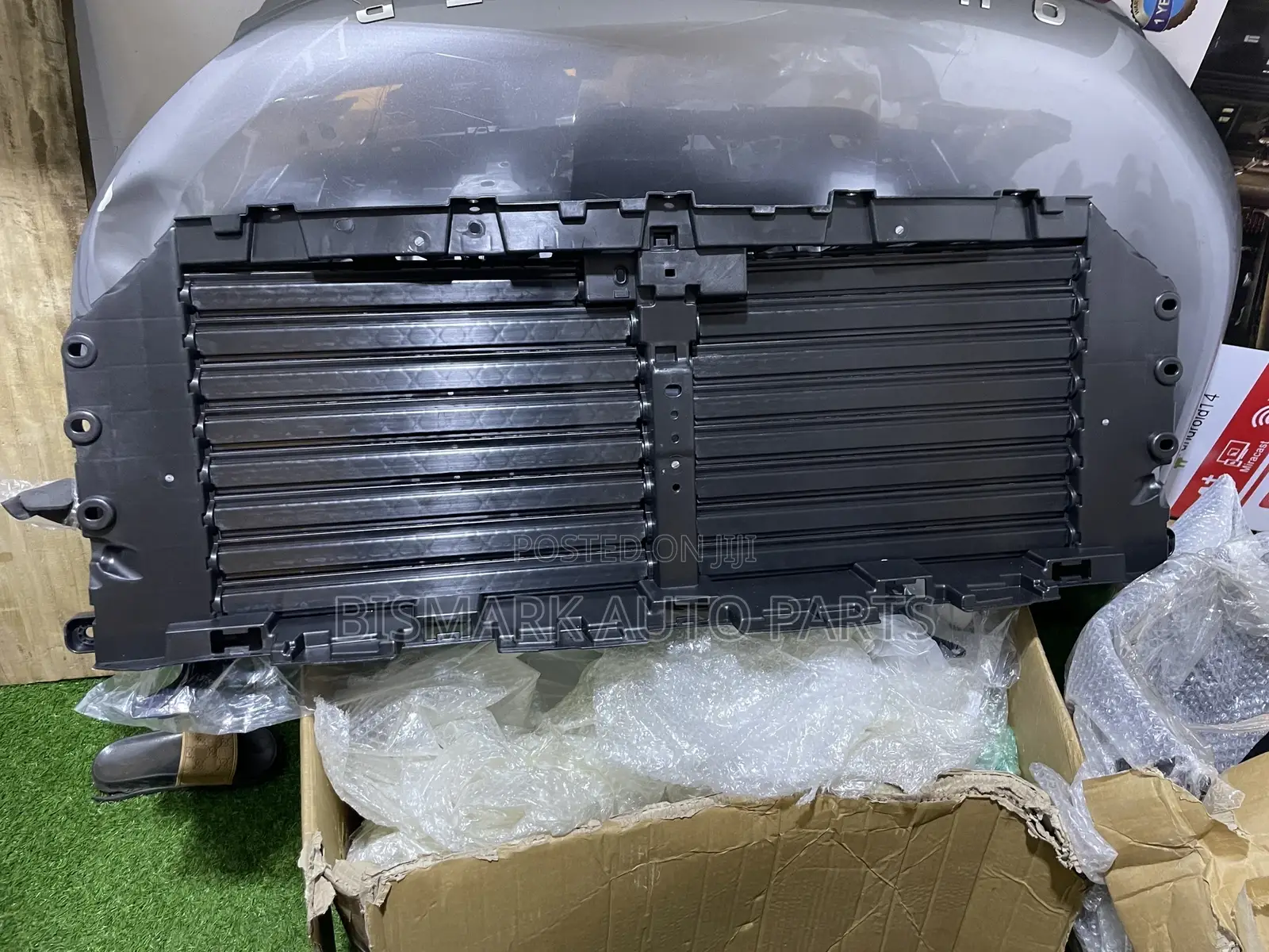 Ford F150 2022-2023-2024 Shutter Grill With Motor