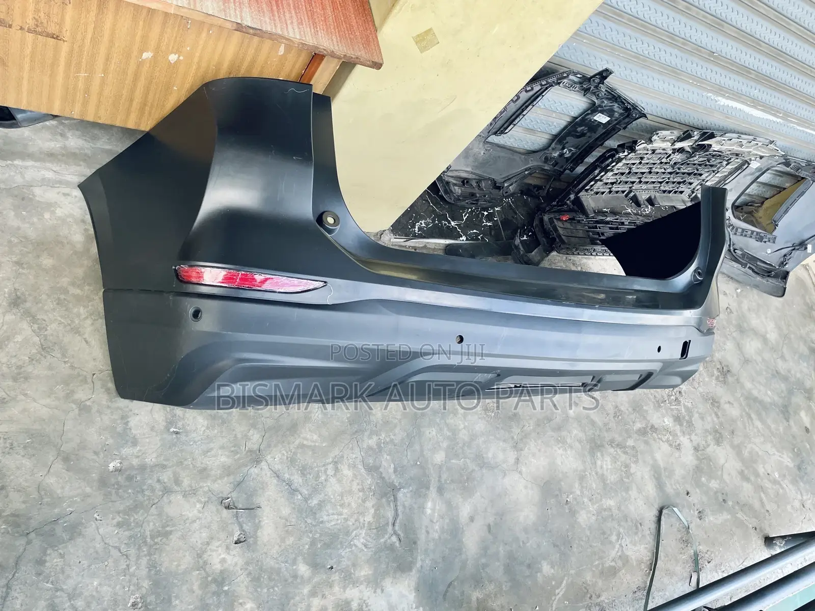 Chevrolet Equinox 2018-2019-2020-2021-2022 Back Bumper Complete