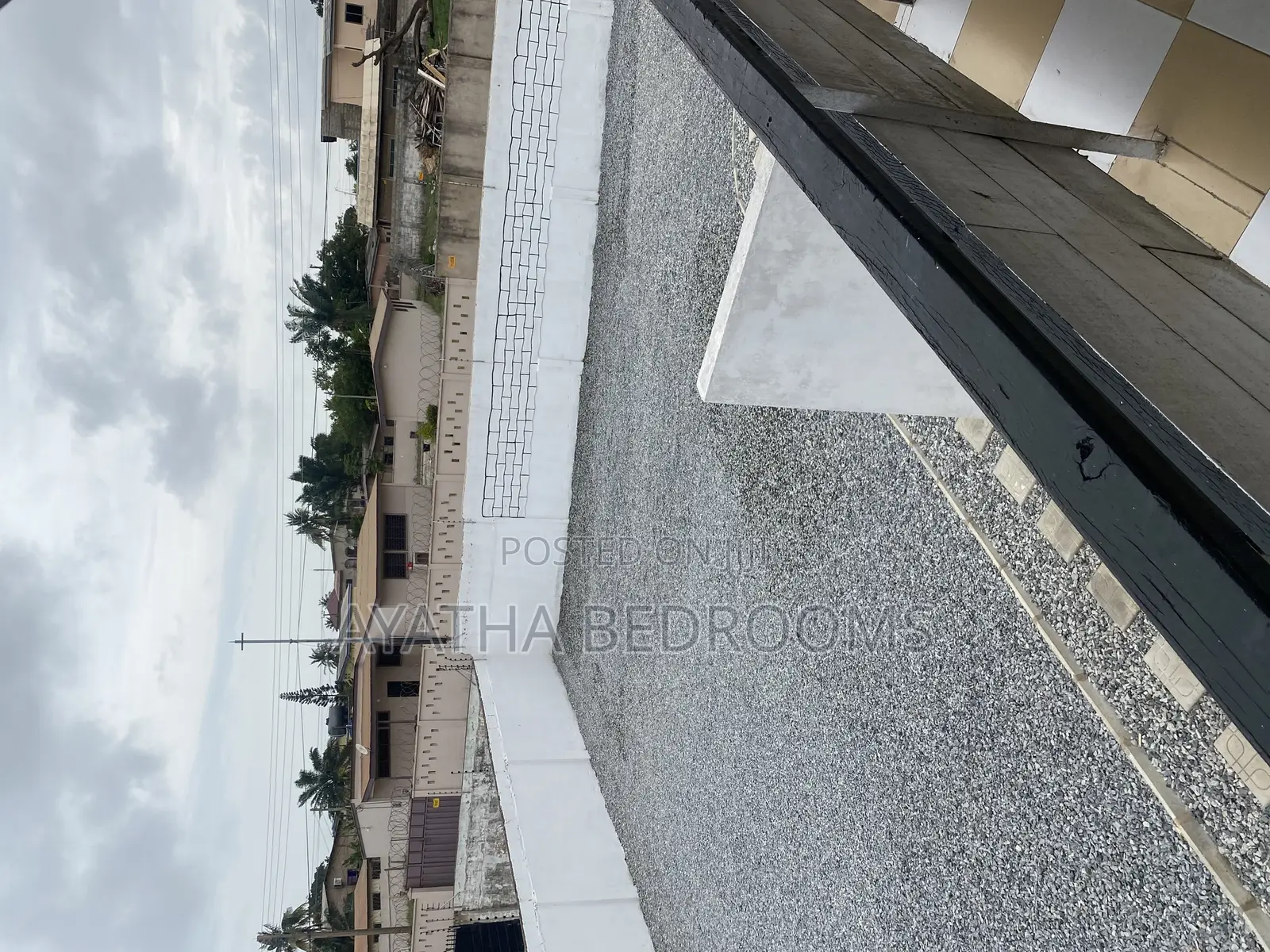 3bdrm House in Modern Properties, First Junction for rent