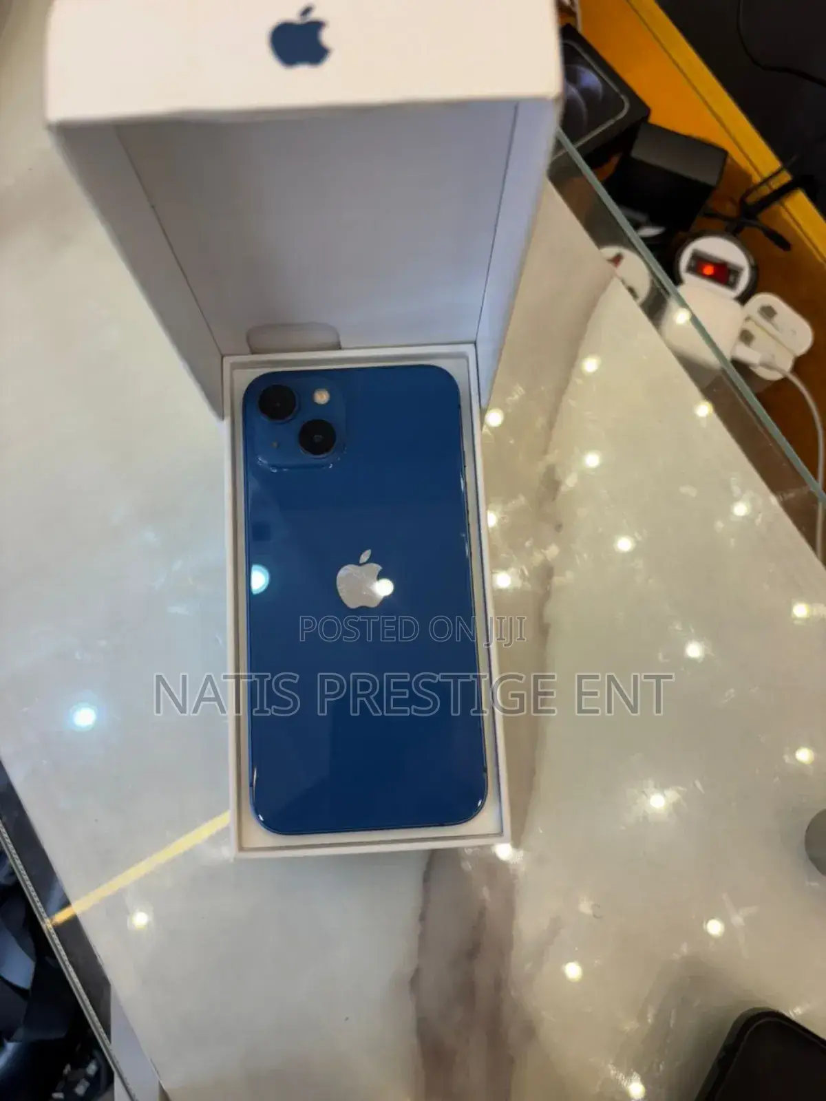 New Apple iPhone 13 256 GB Blue
