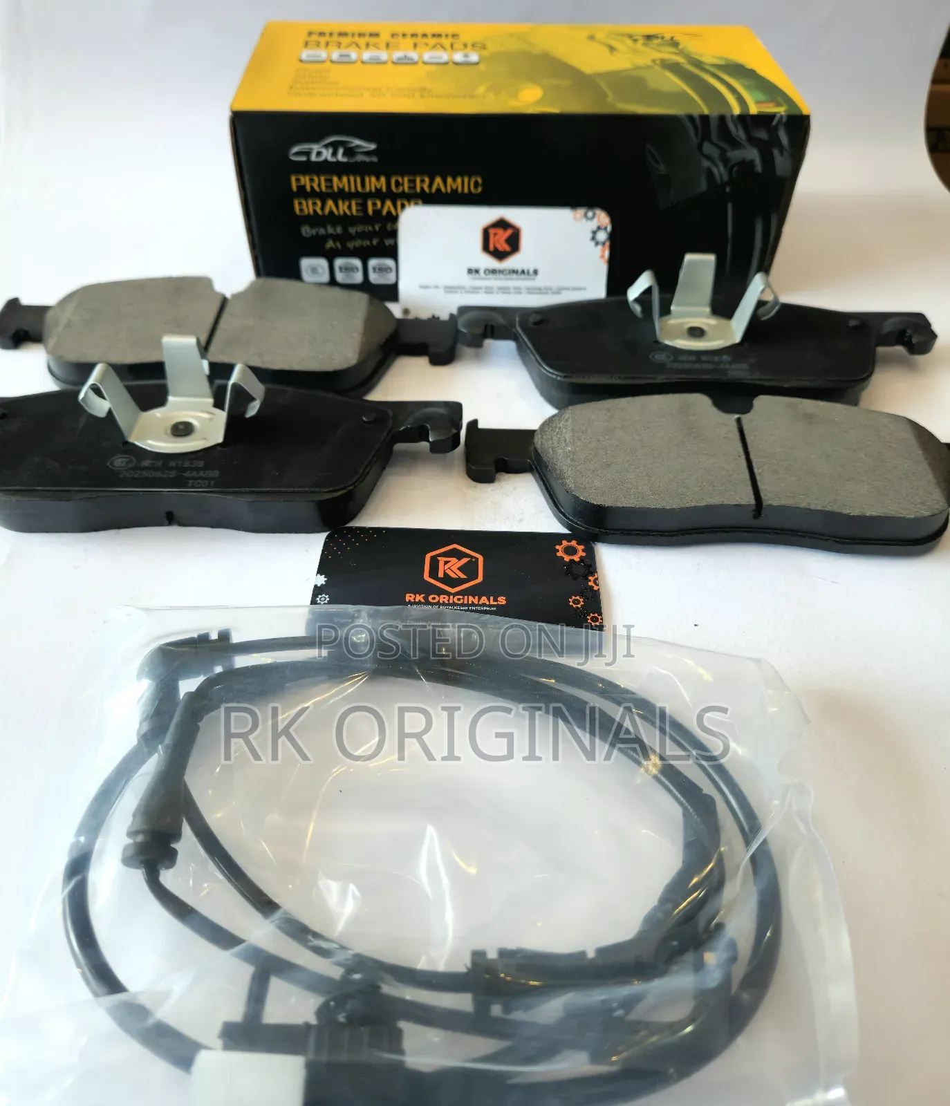Range Rover Evoque 16-19/Jaguar E-pace Front Brake Pad With Sensor