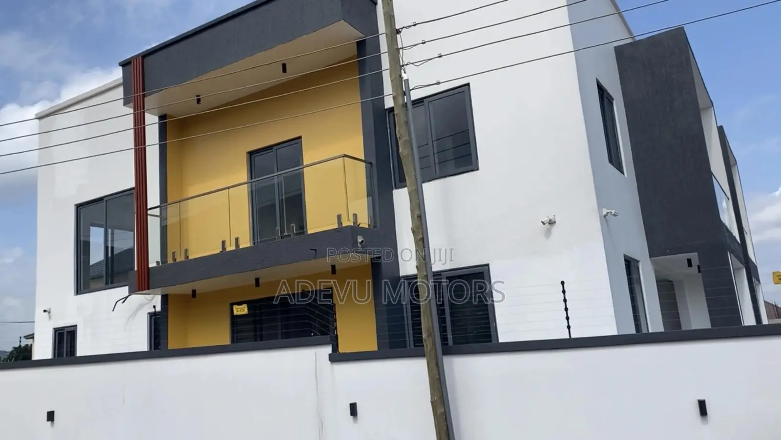 9bdrm Apartment in Adevu Homes, Oyarifa for sale