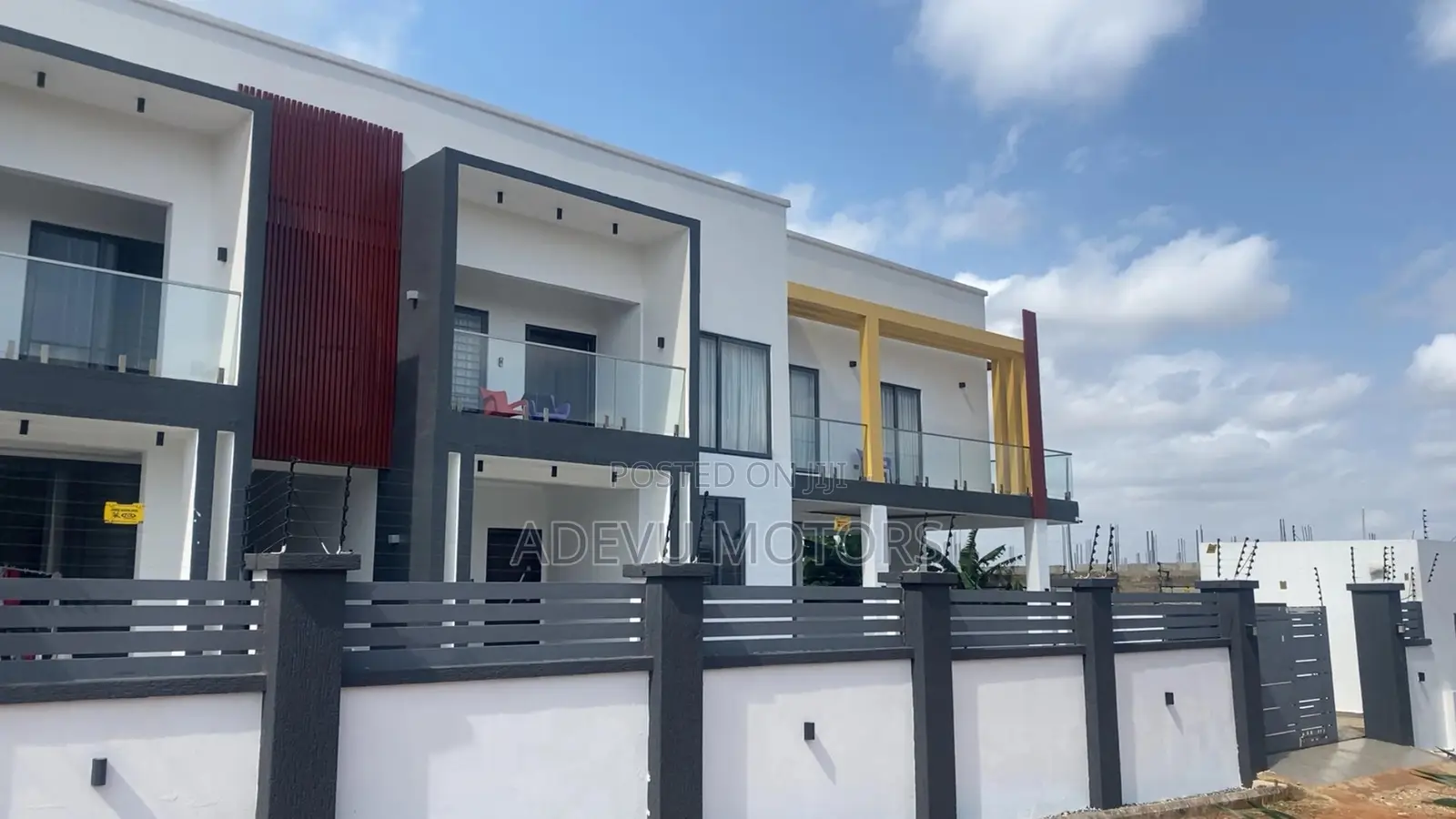 9bdrm Apartment in Adevu Homes, Oyarifa for sale