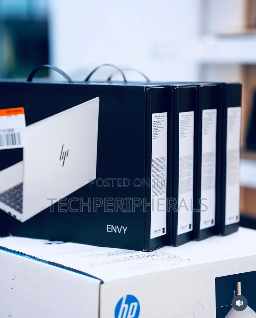 New Laptop HP Envy 14 8GB Intel Core i5 SSD 512GB