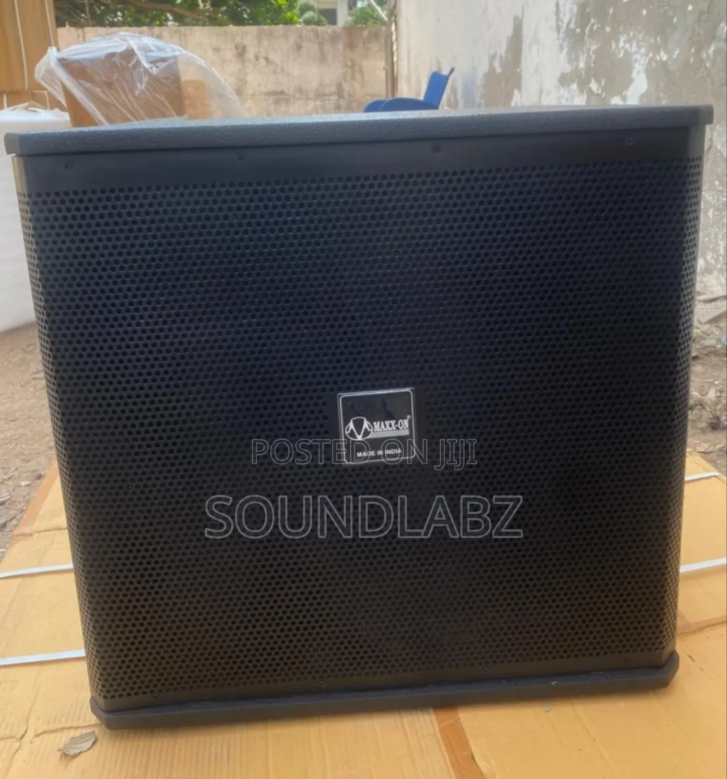 Maxx-on Single Bass Speakers