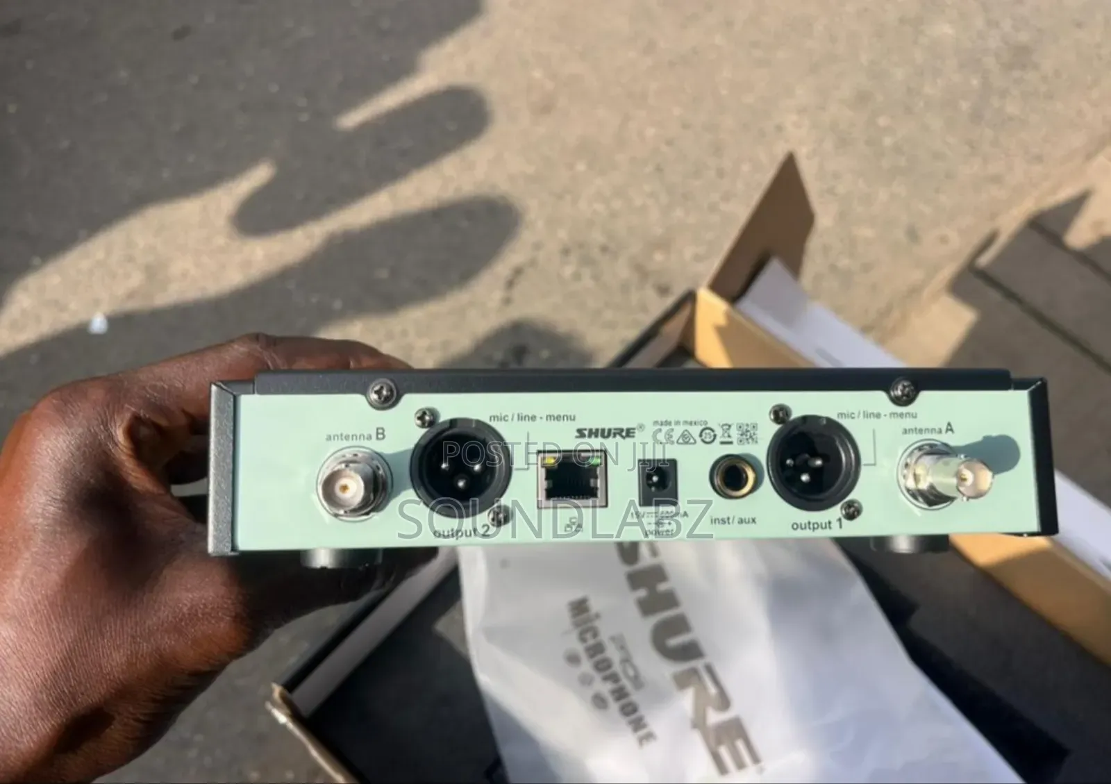 Shure Slxd4 Digital Wireless Receiver.