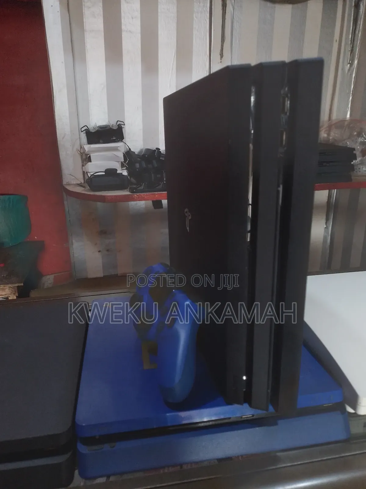 Playstation 4 Pro Complete With a Controller