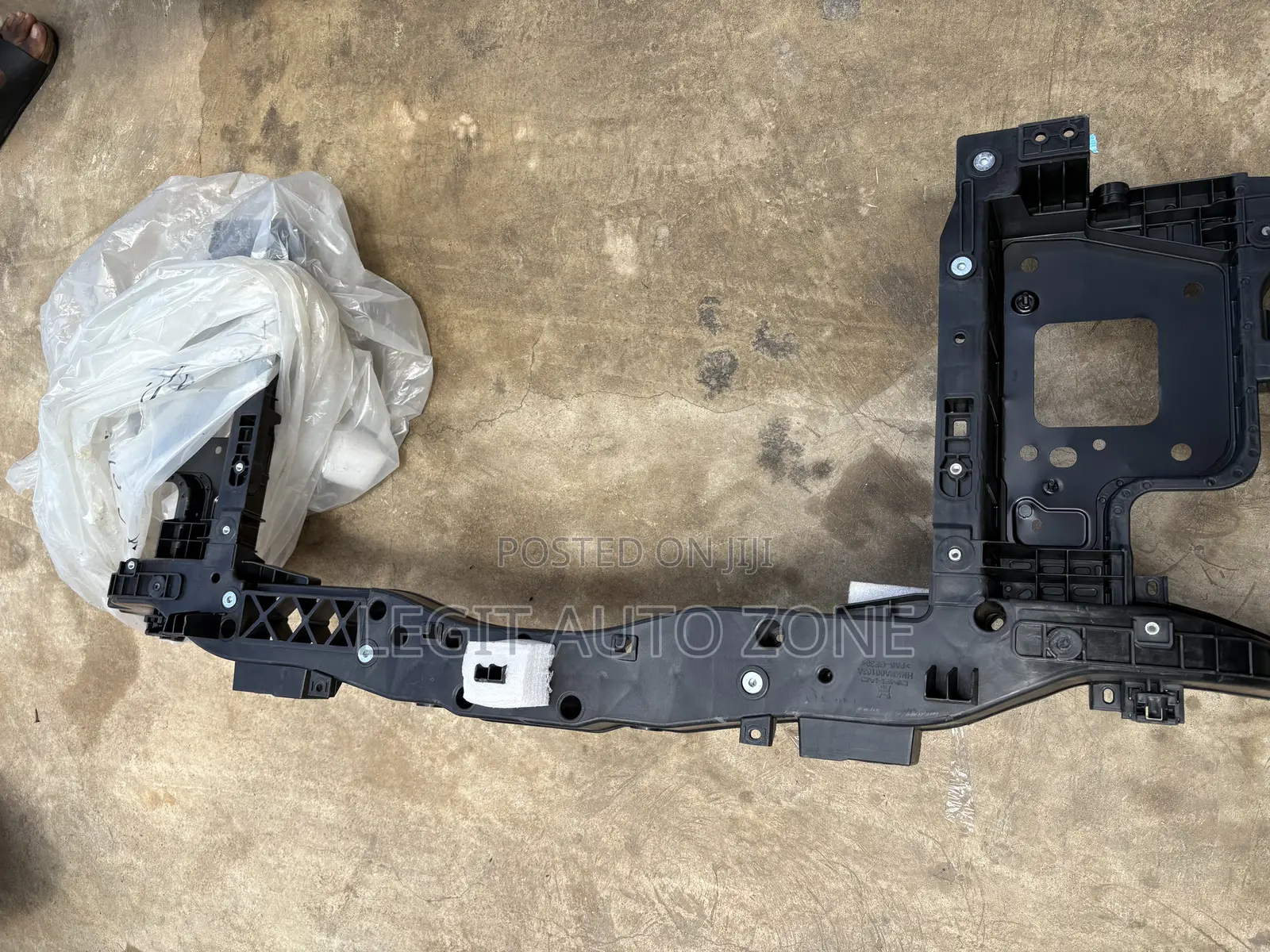 Hyundai Kona 2021,2022,2022 Radiator Support Available